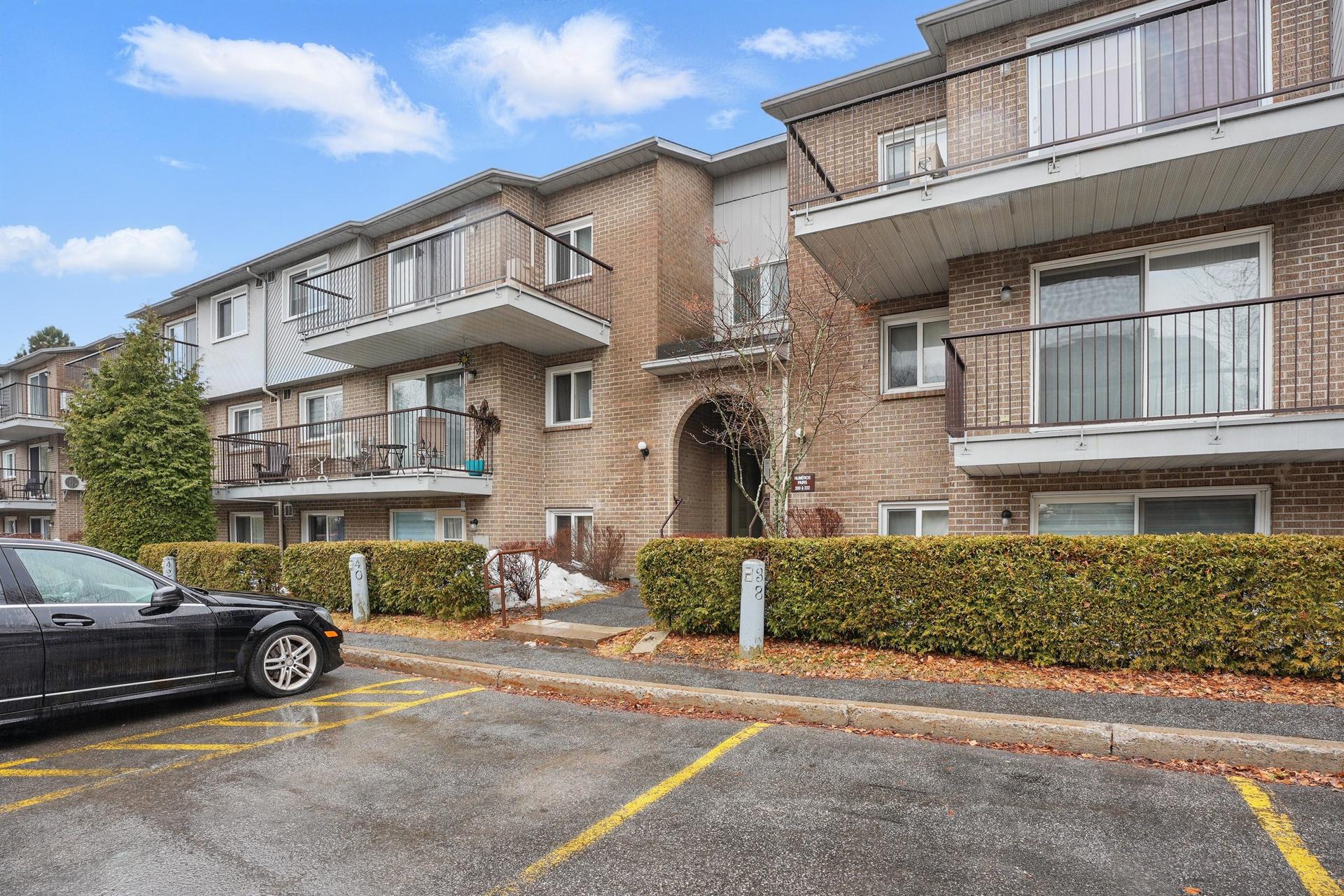 210 Place des Sorbiers 