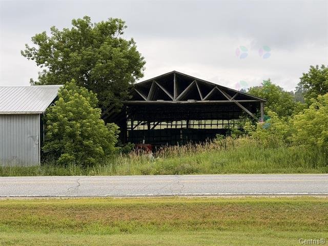 Barn