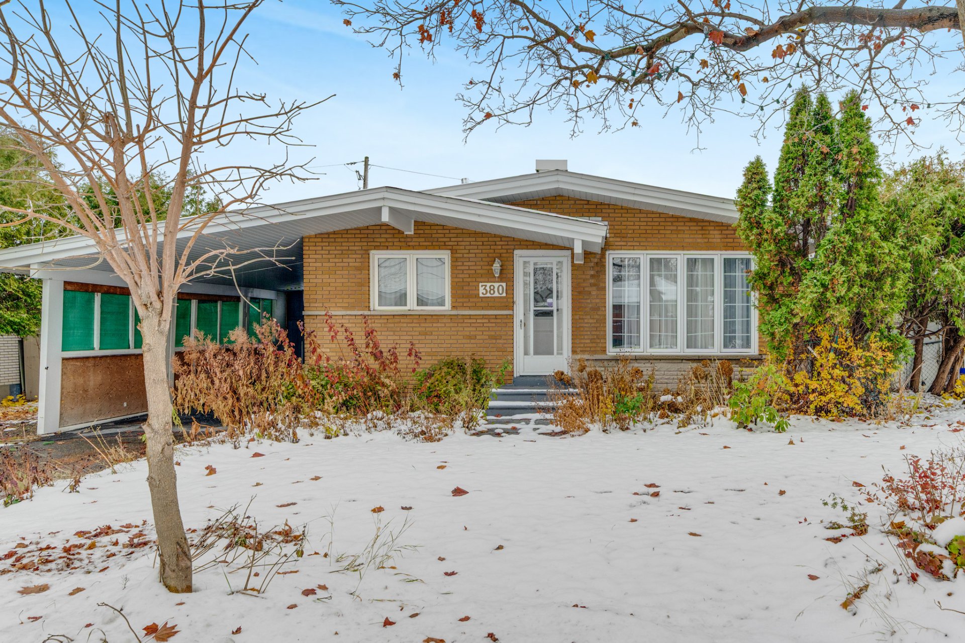 380 Boul. St-René O.