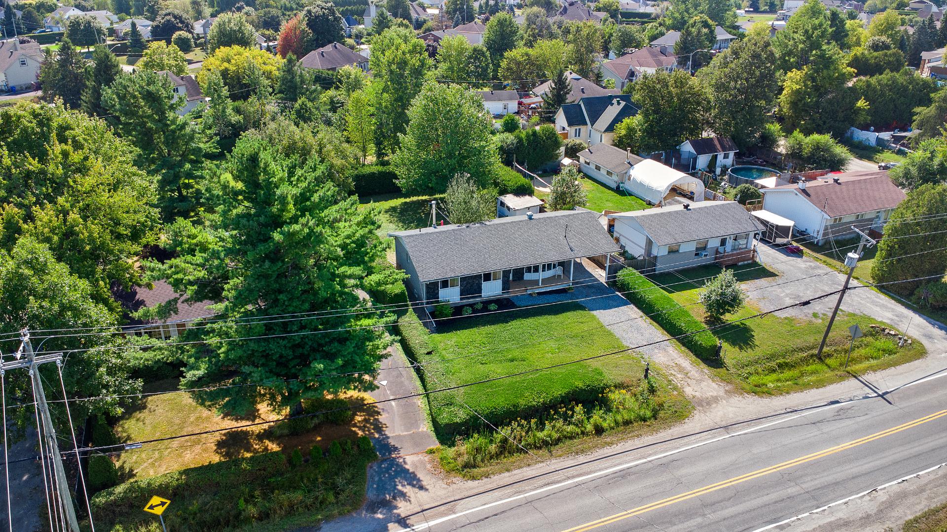 Photo aérienne - Cette photo a été retouchée numériquement.