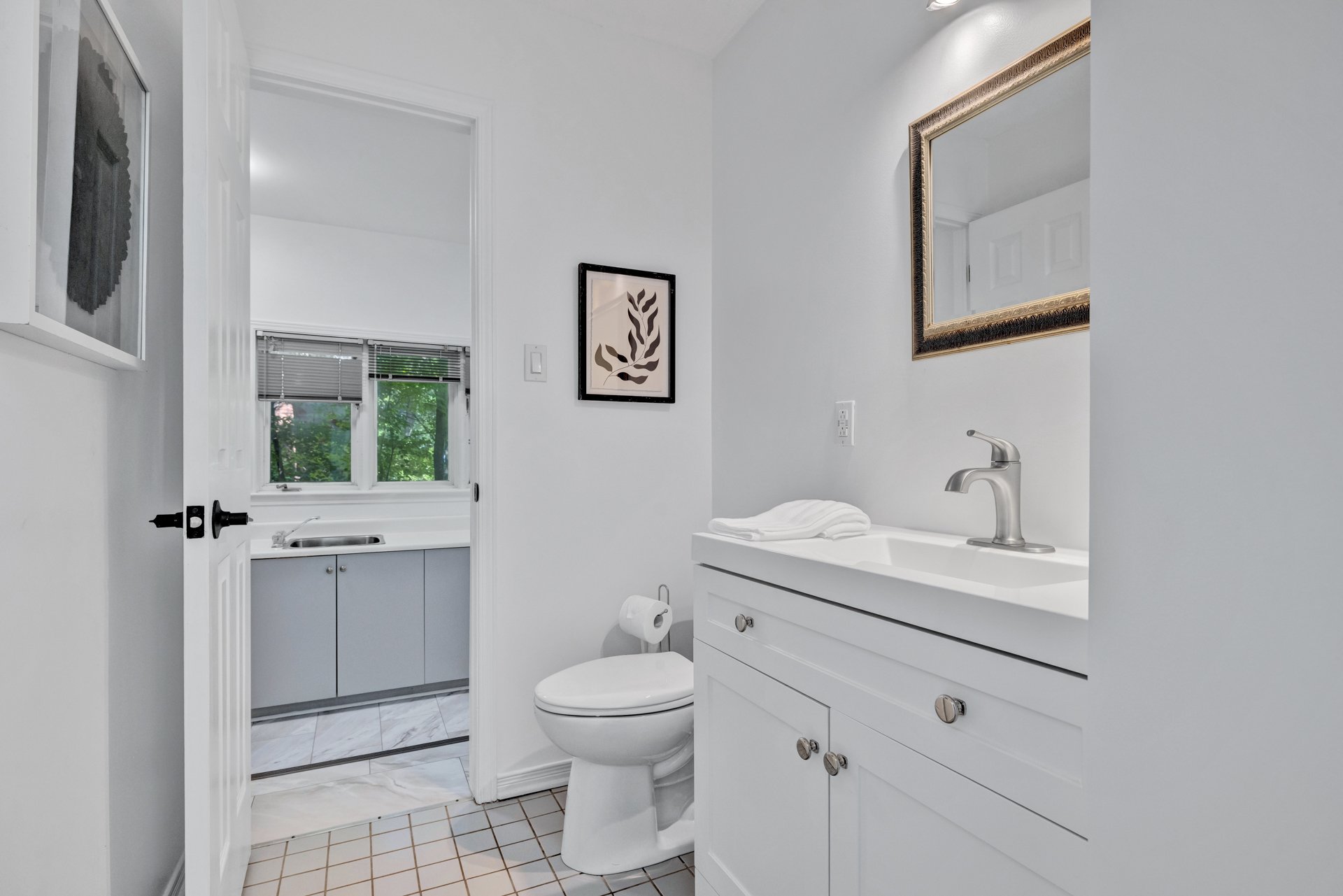 Powder room
