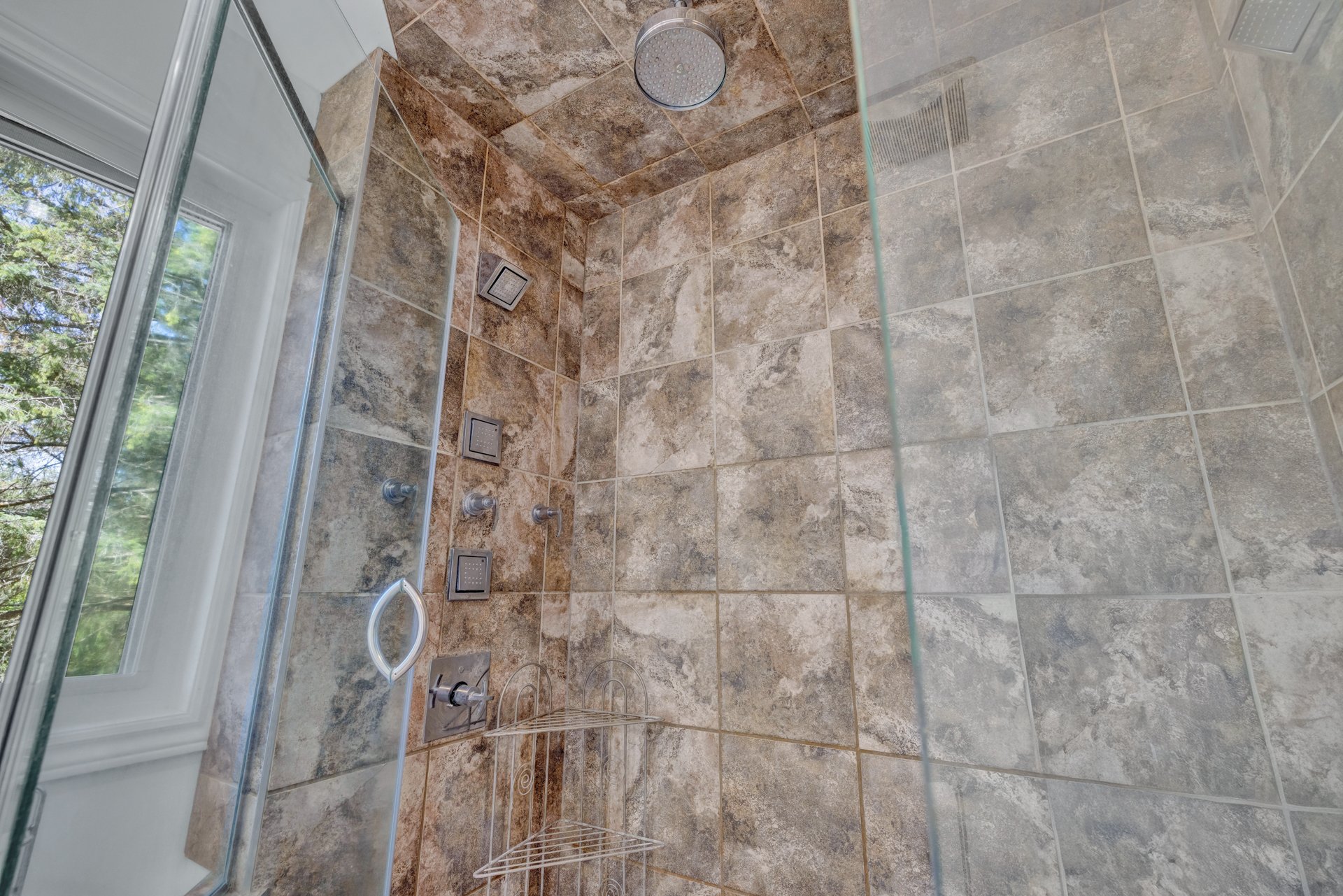 Ensuite bathroom