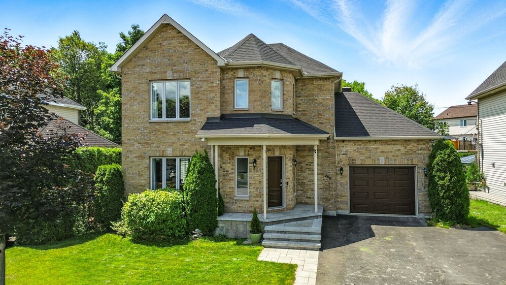 309 Rue Roberta-Unwin 