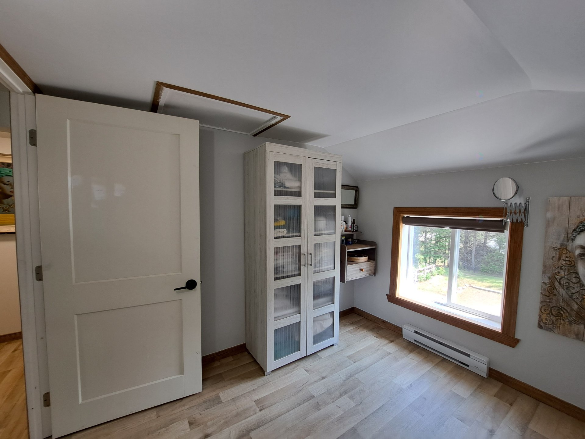 Powder room