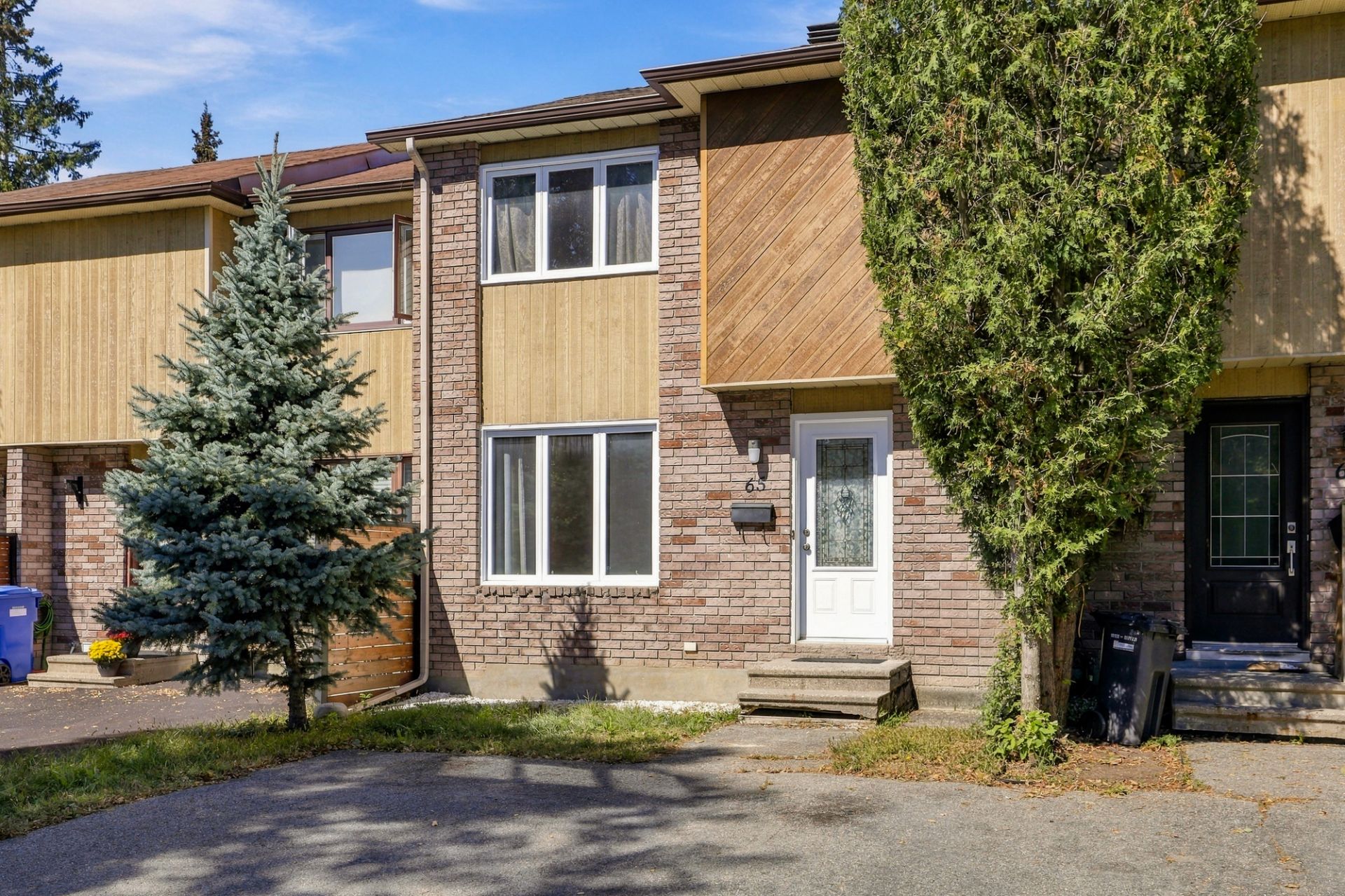 65 Rue Ste-Thérèse