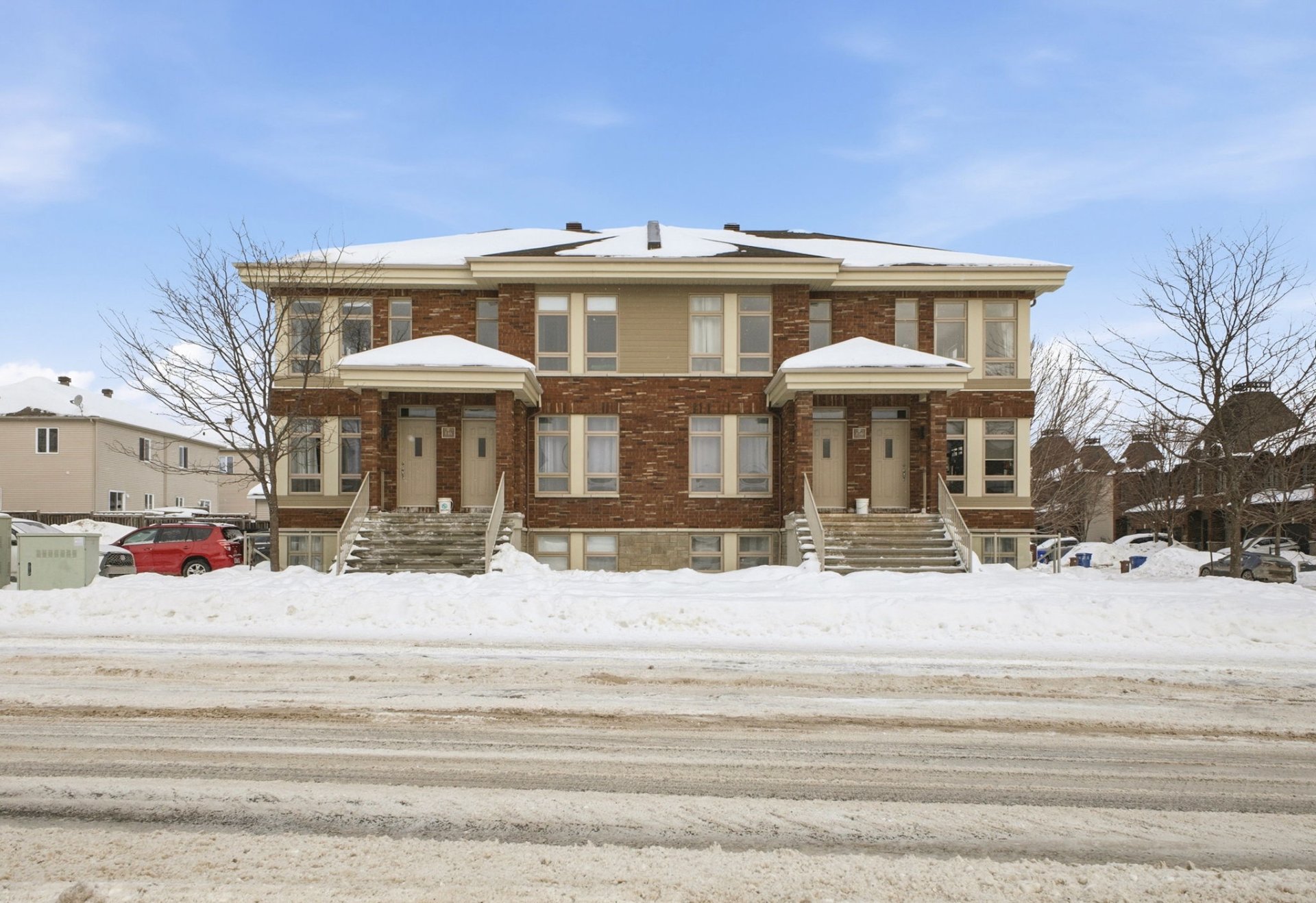 150 Boul. de l'Amérique-Française A