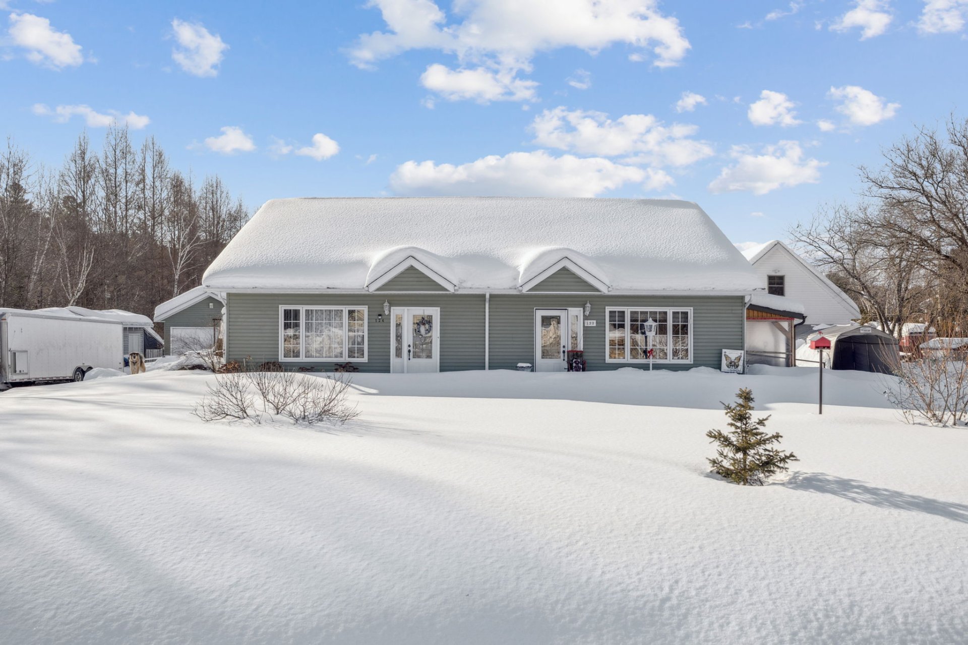 122-124 Rue Albert-Ferland 