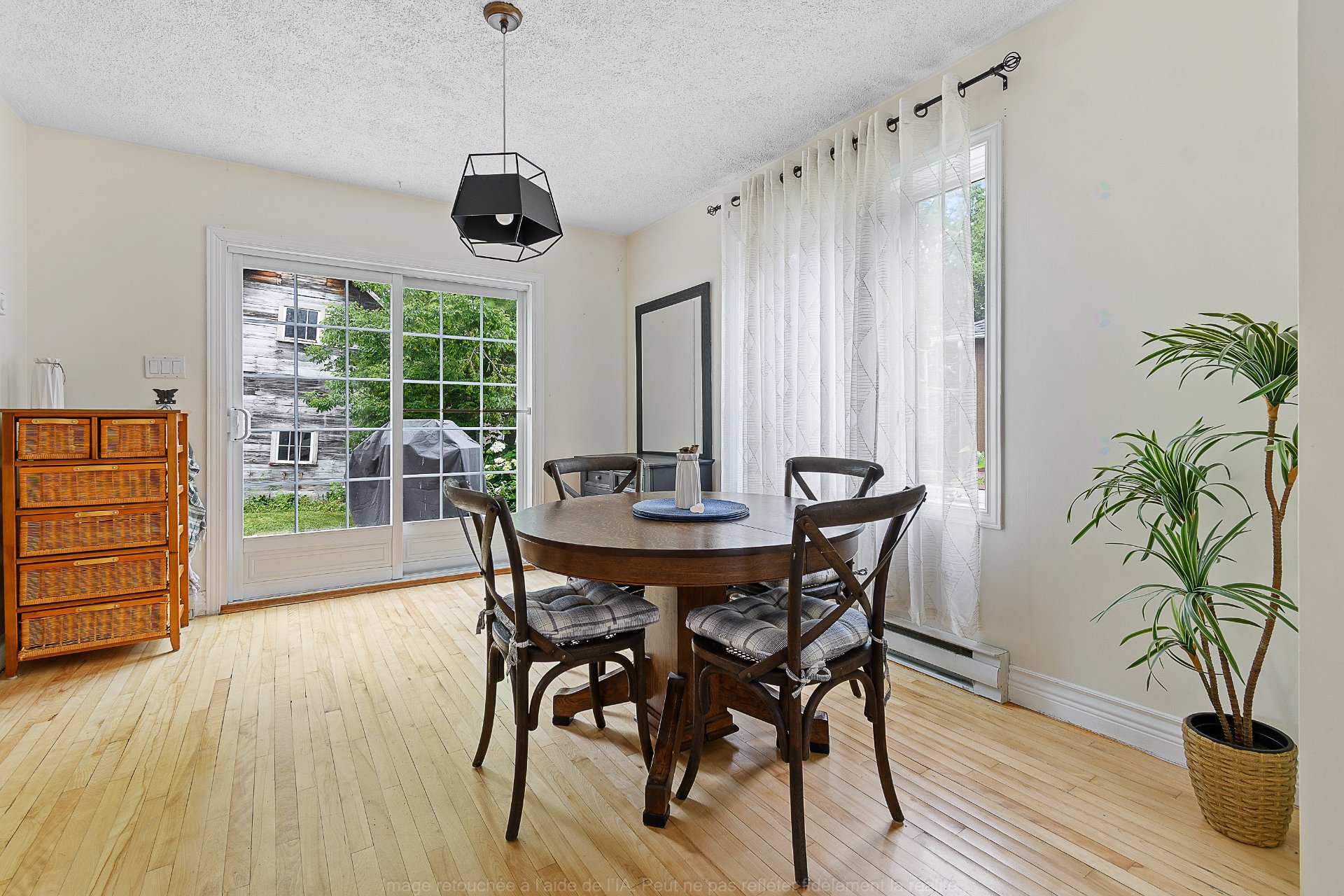 Dining room