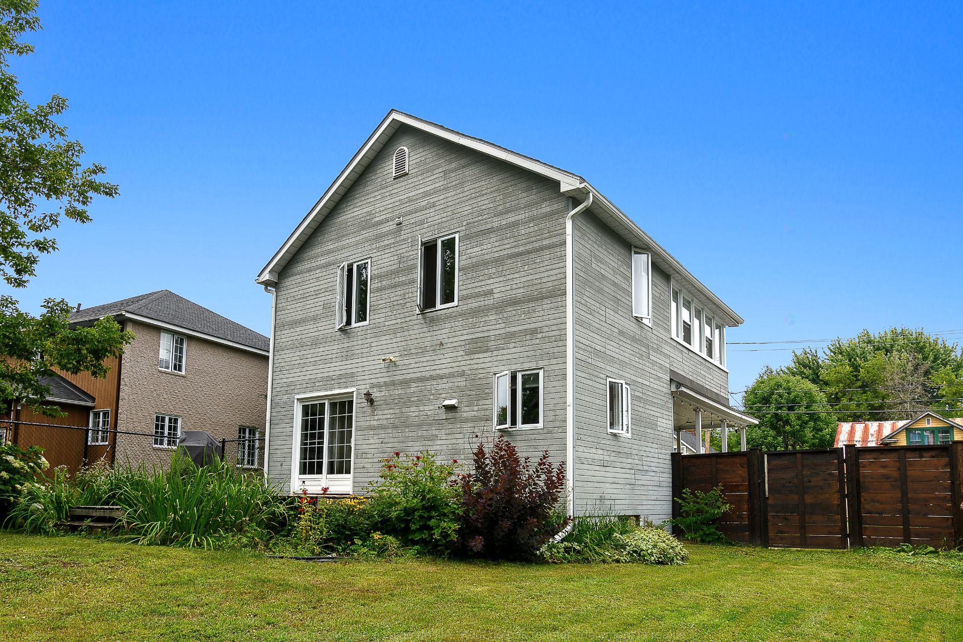 Back facade