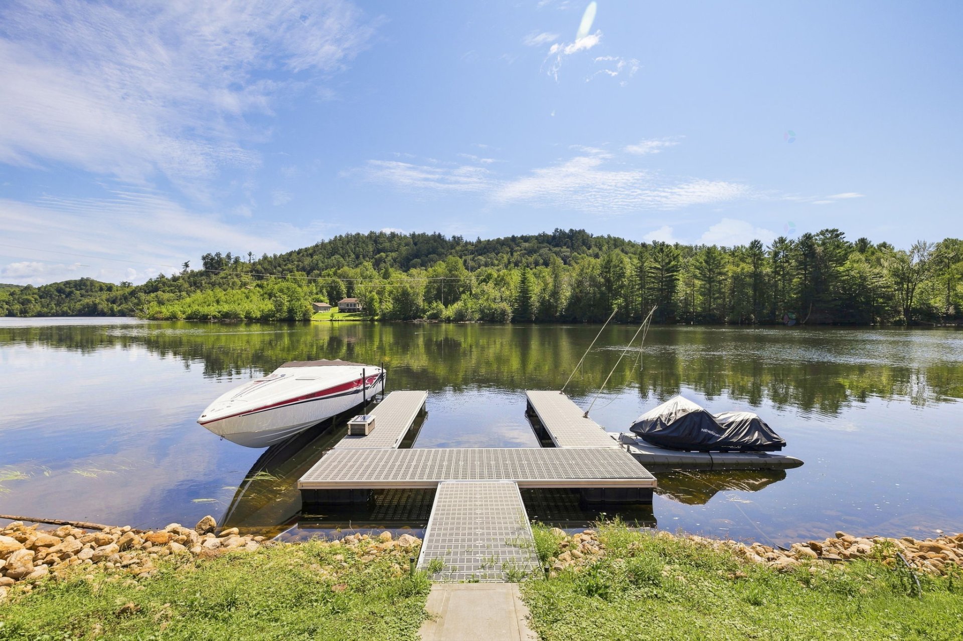 Access to a body of water