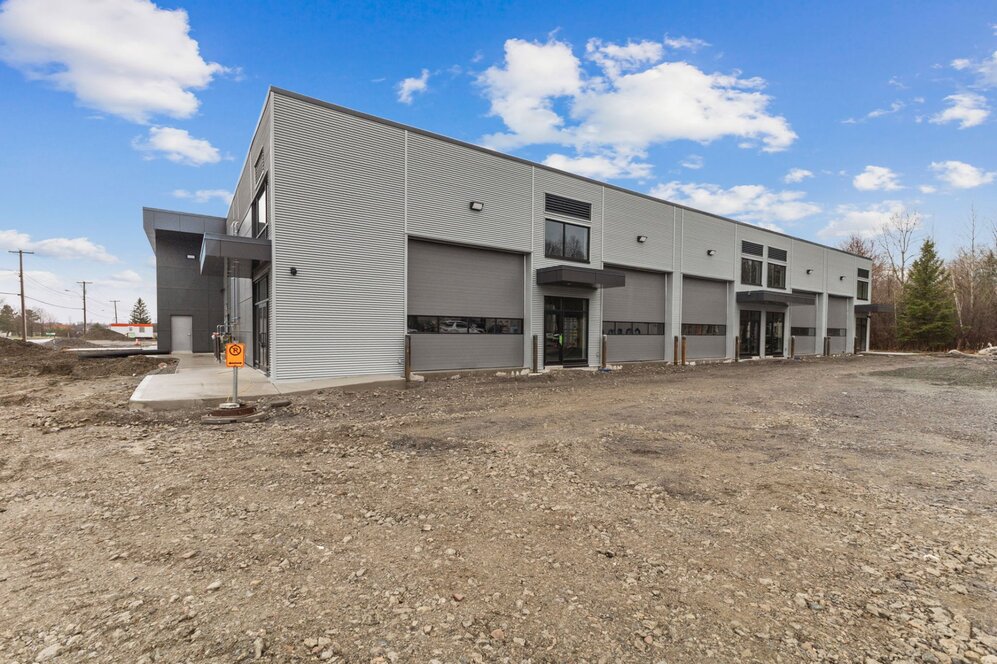 555 Rue de Vernon 4