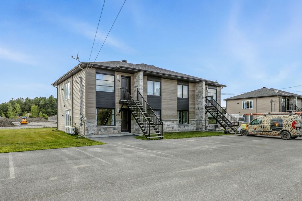 295-301 Rue Henri-Bourassa 