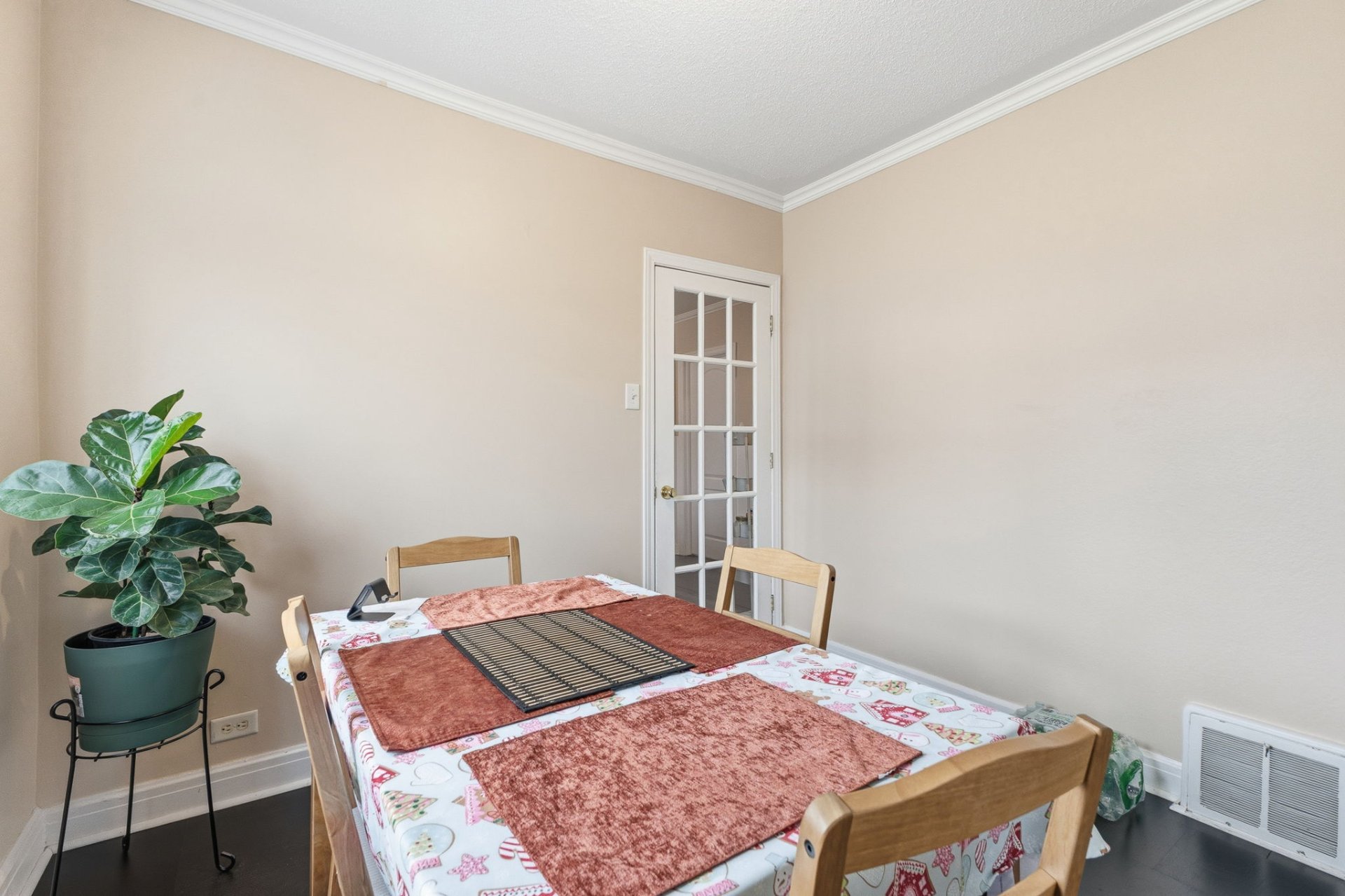 Dining room