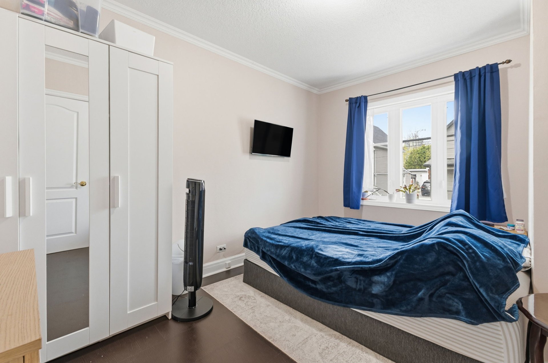 Master bedroom