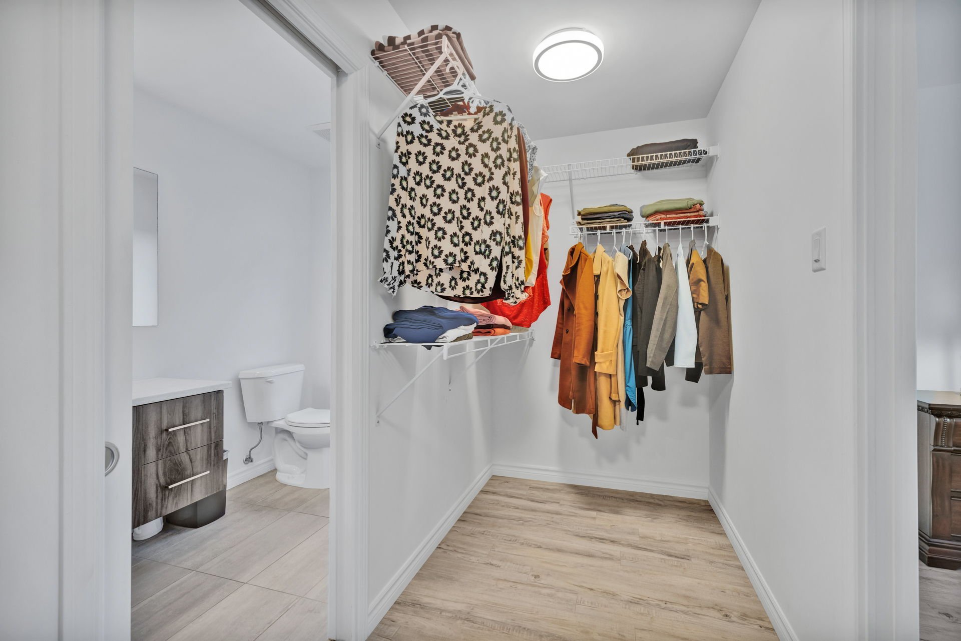 Walk-in closet