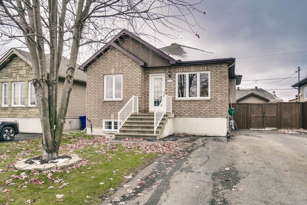 210 Rue de la Forteresse 