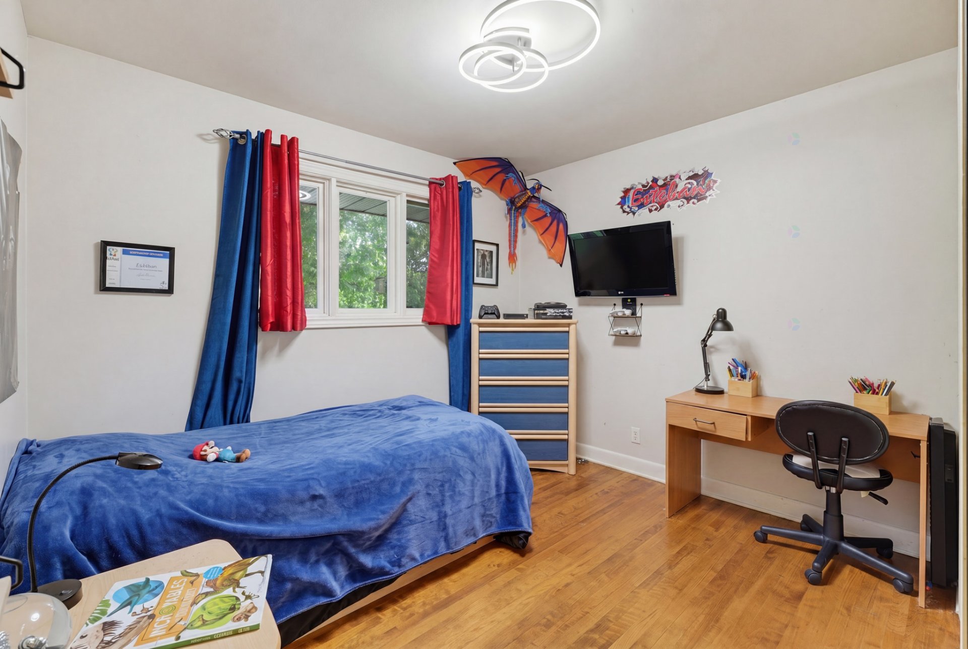 Bedroom