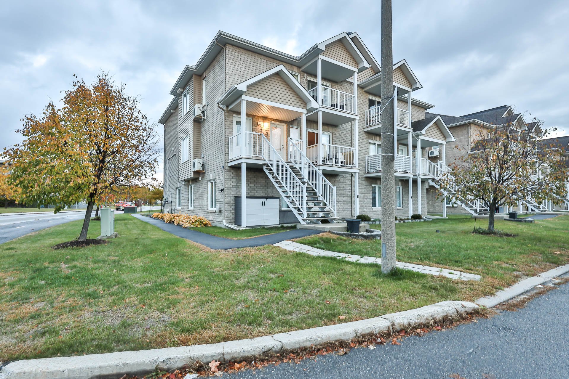 1 Rue Alphonse-Labelle 2