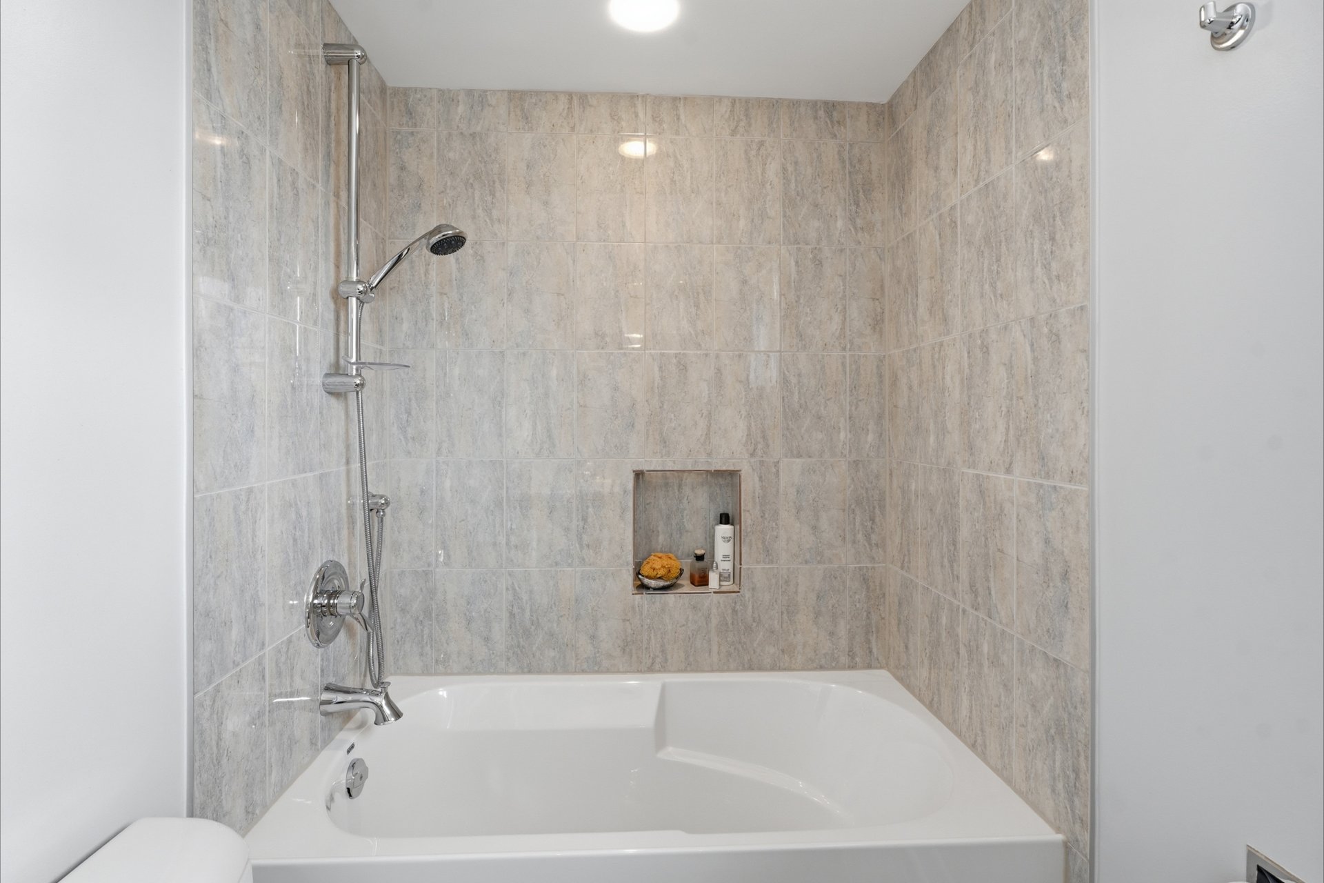 Salle de bains attenante à la CCP