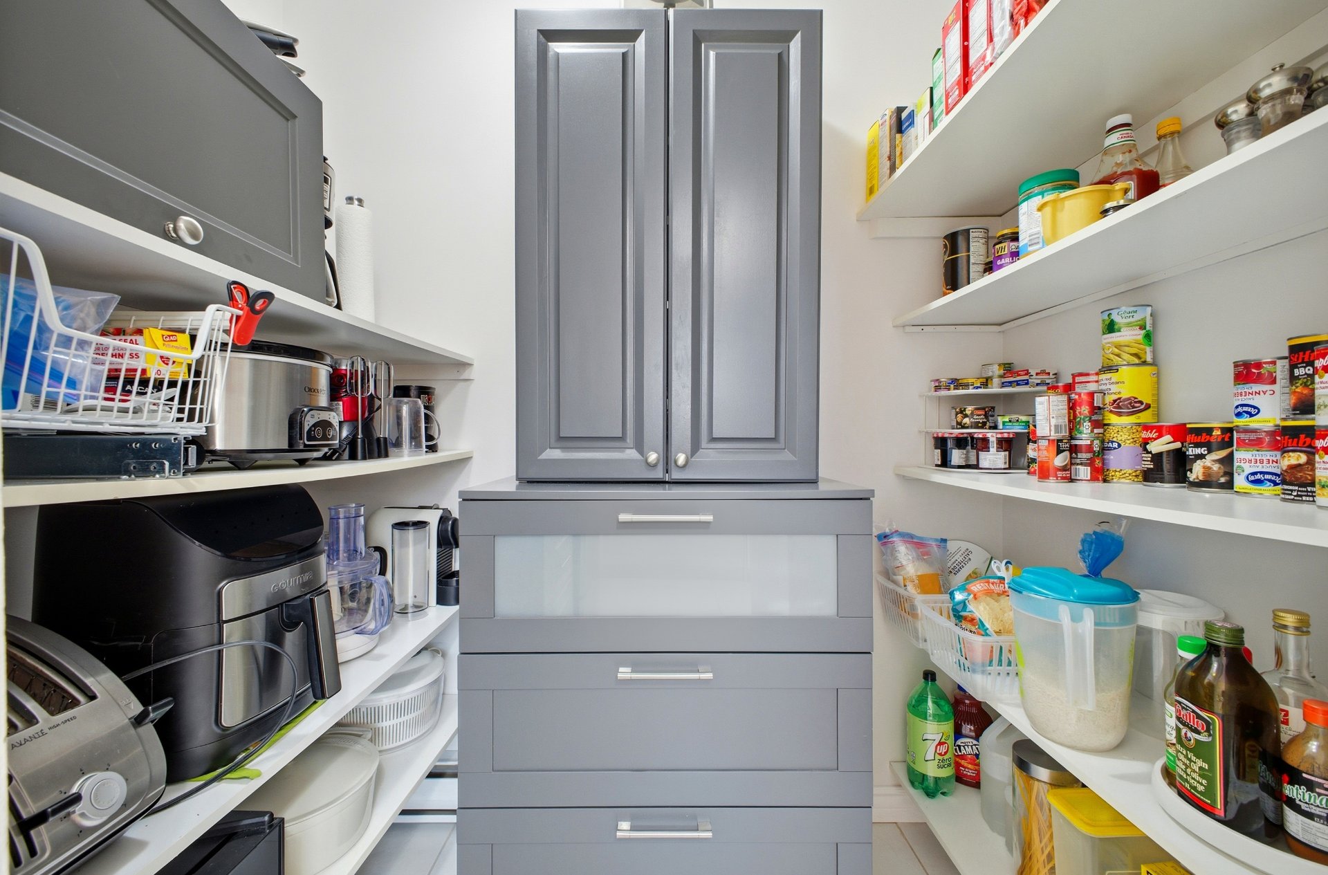 Hallway - Food pantry