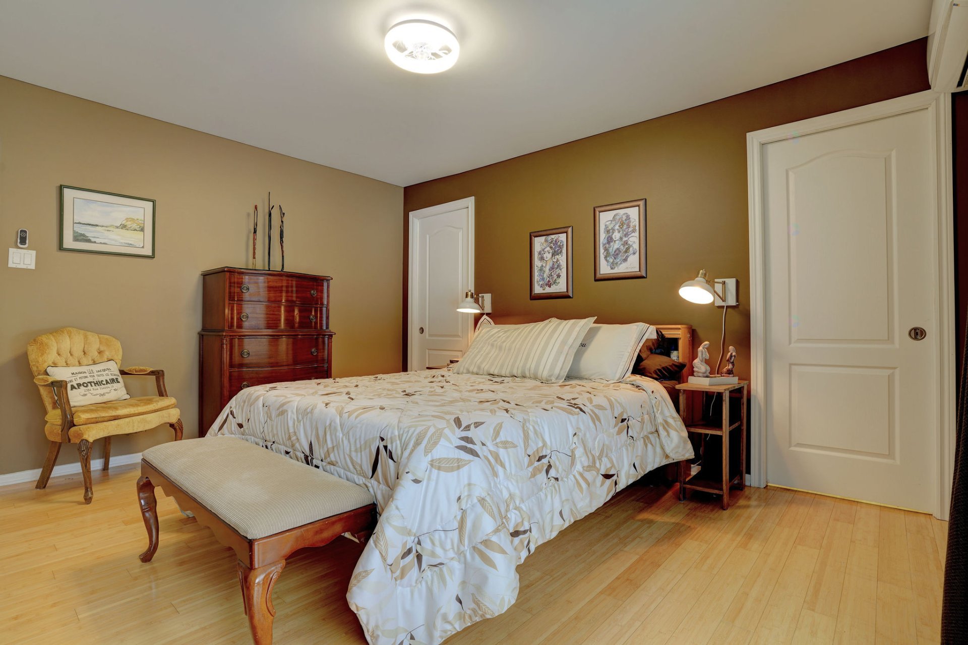 Chambre à coucher