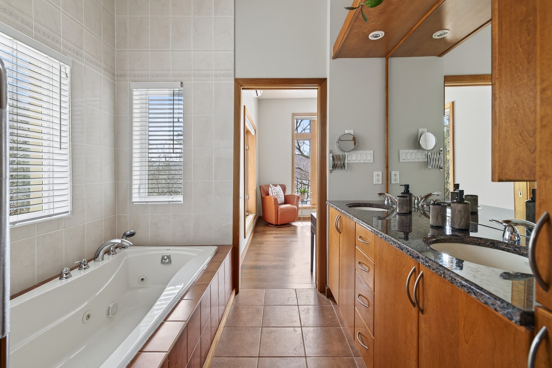 Salle de bains attenante à la CCP