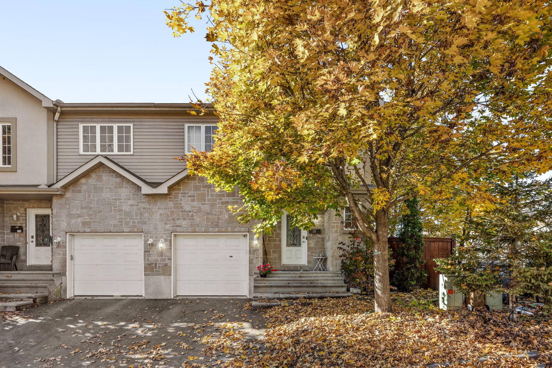 1125 Rue Notre-Dame 119