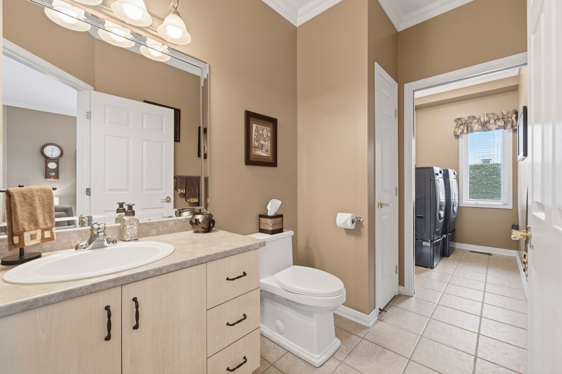 Powder room
