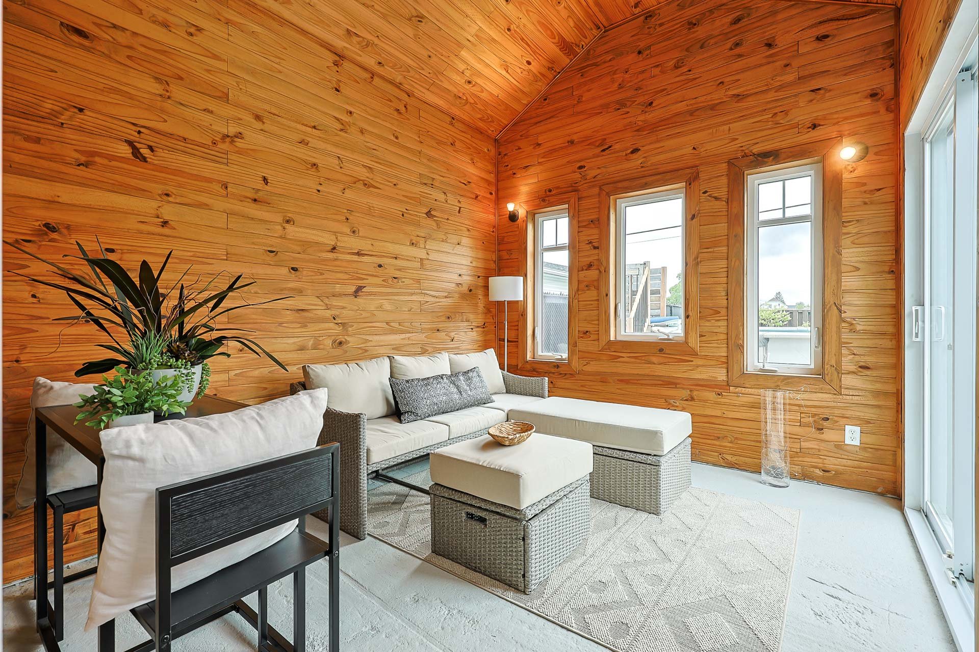 Solarium/Sunroom