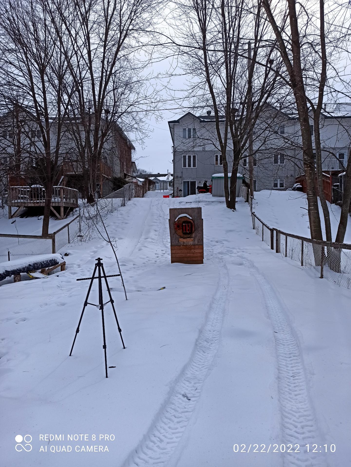Autre - La cour en hiver