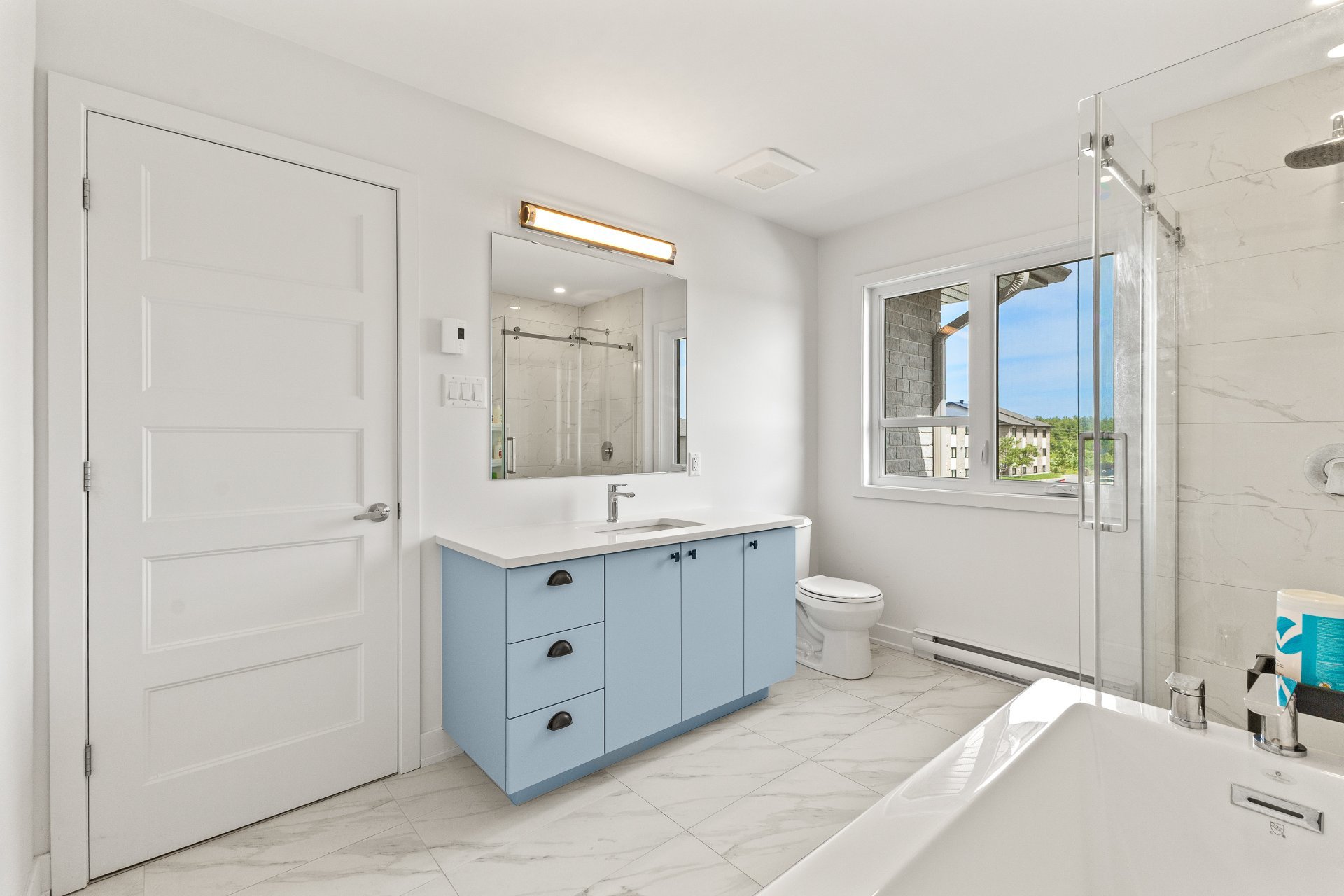 Ensuite bathroom