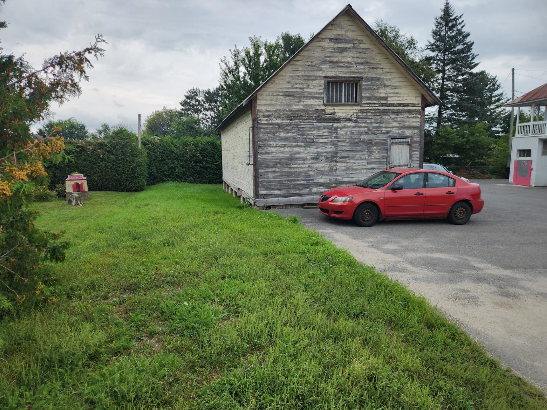 Land/Lot