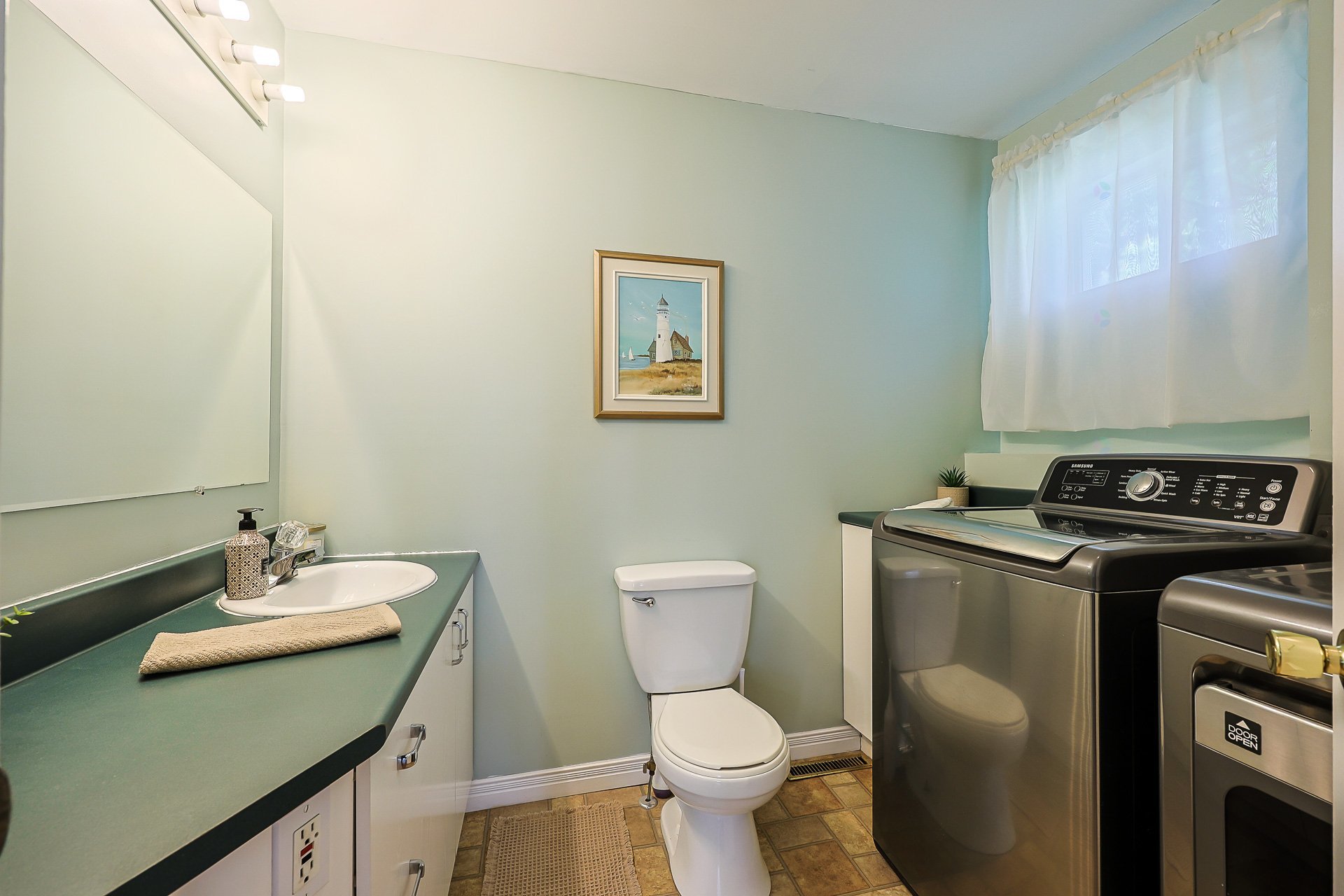Powder room