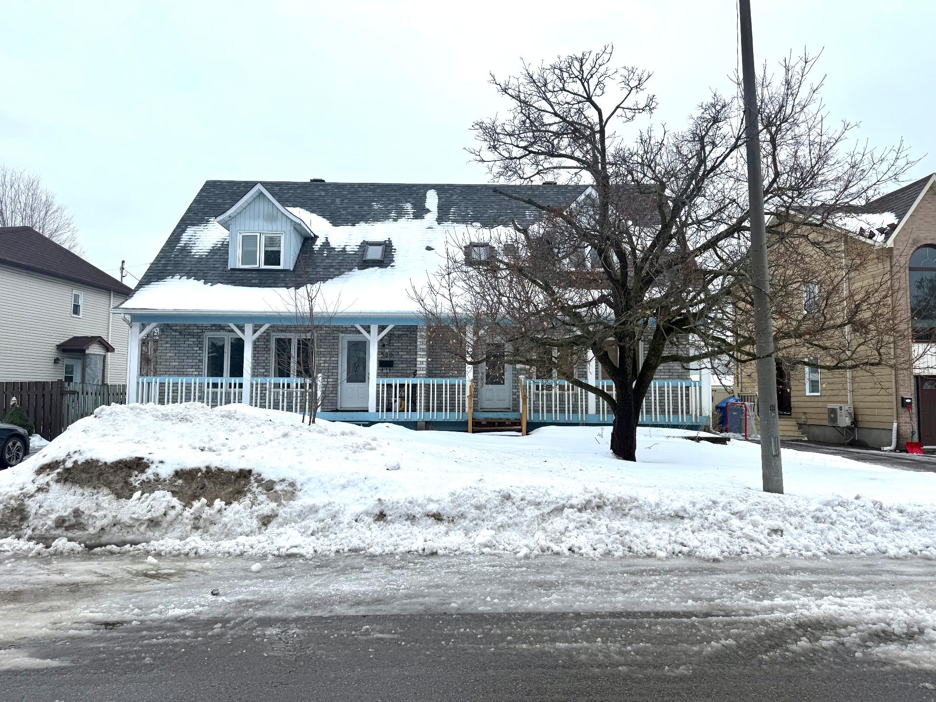 316 Rue Pierre-Lafontaine 