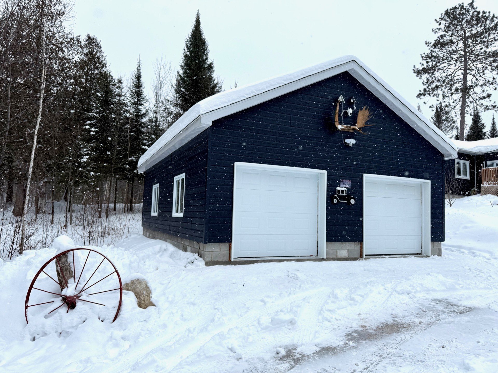 Garage - Double garage 11 feet high inside