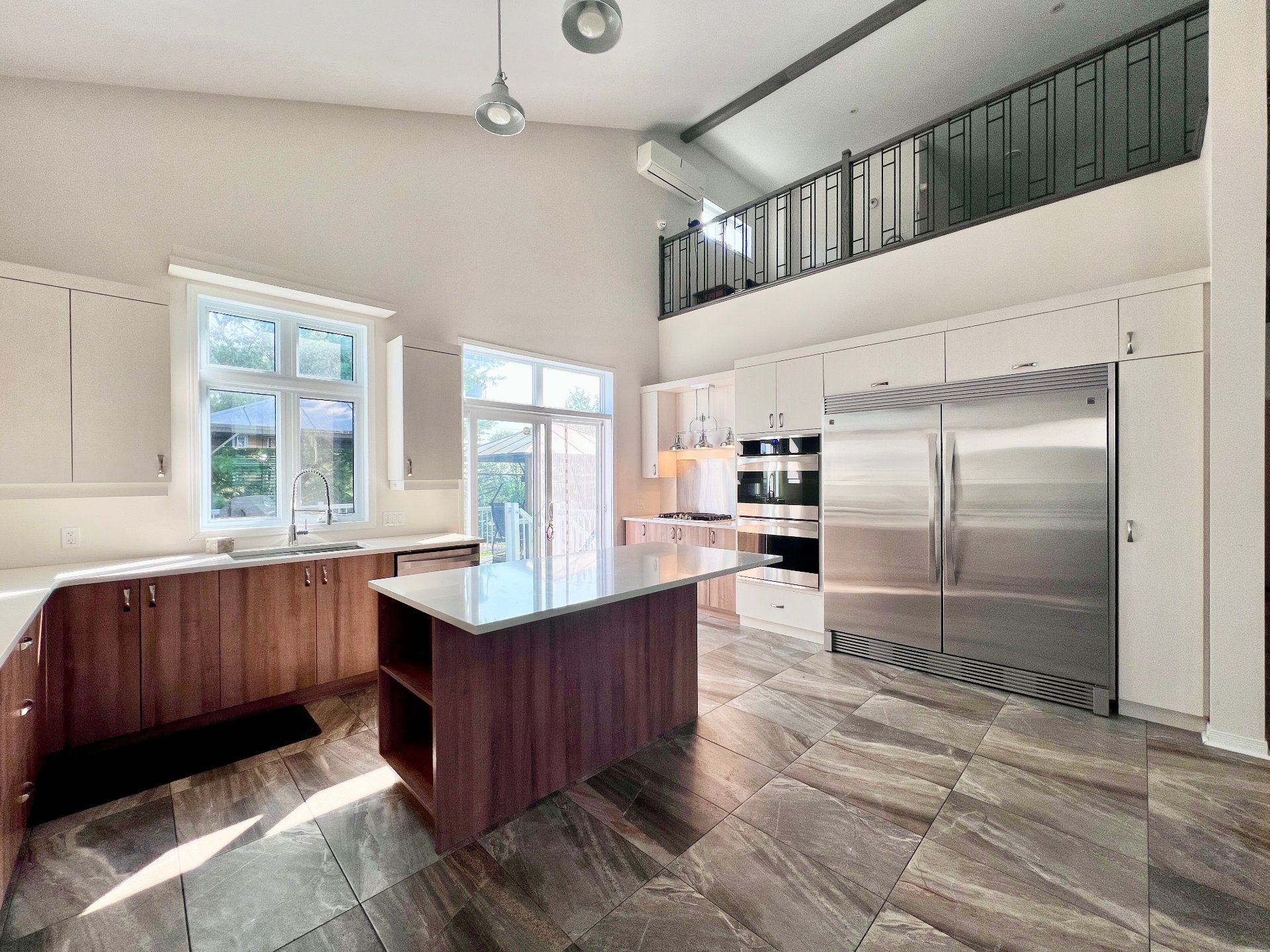 Two-storey main living unit.