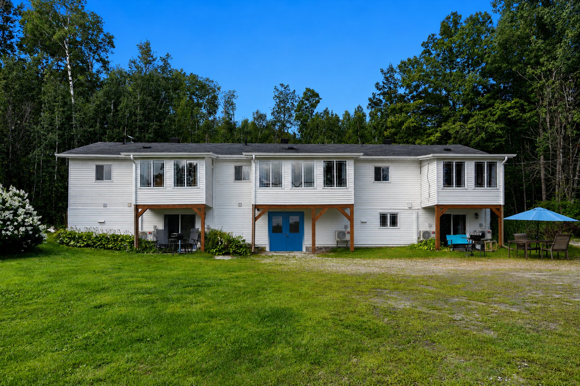 Back facade