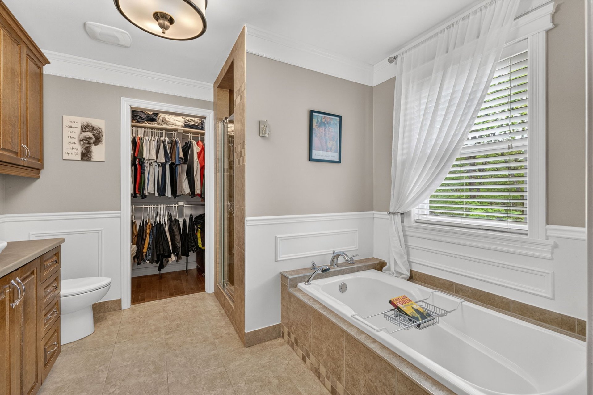 Ensuite bathroom