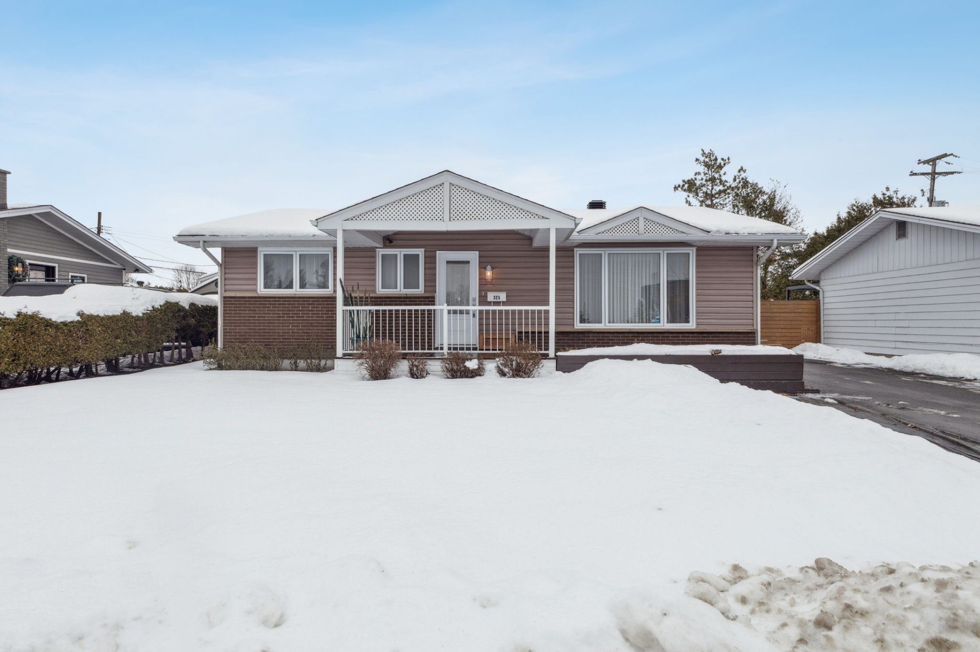 325 Rue Jacques-Buteux 