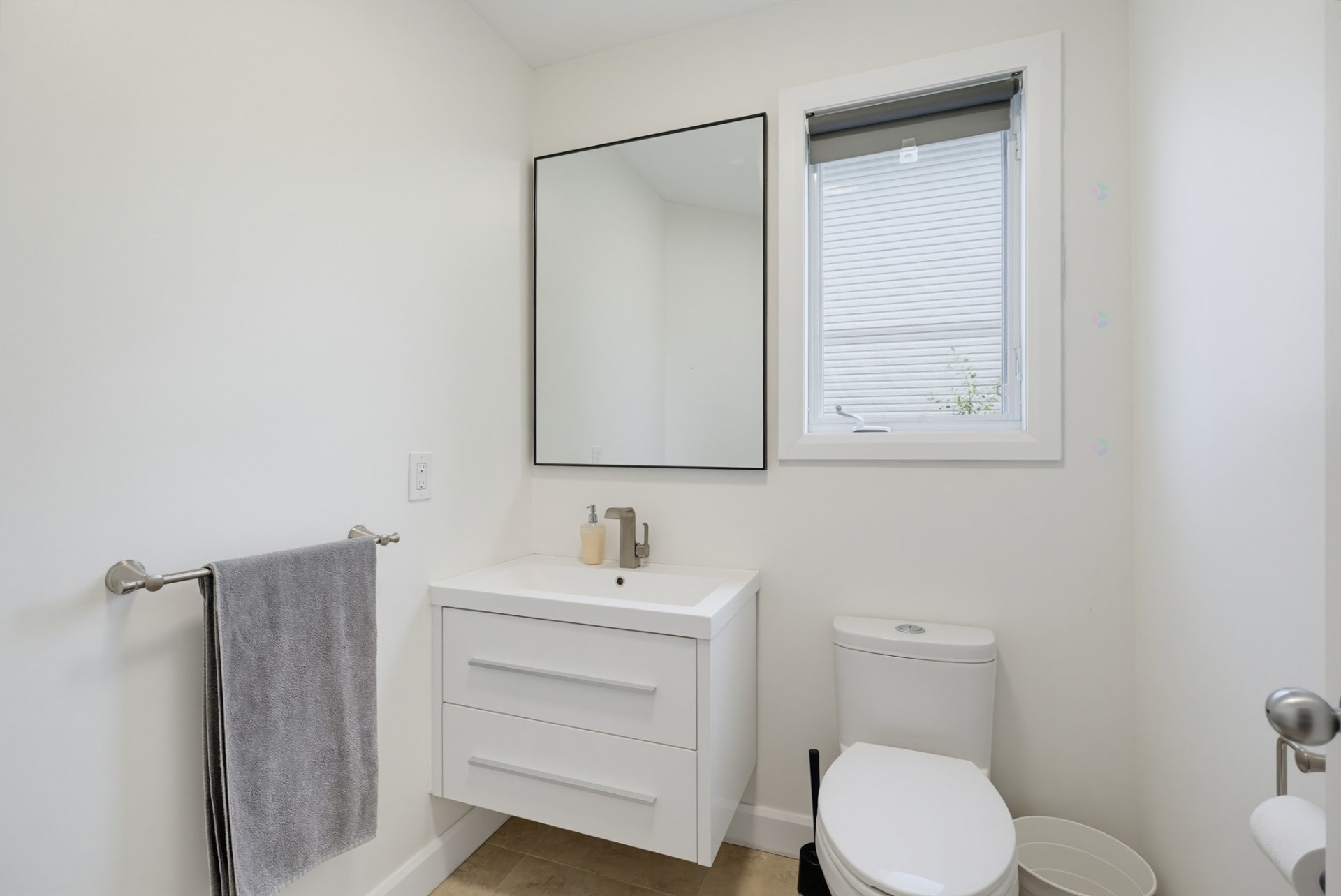 Powder room