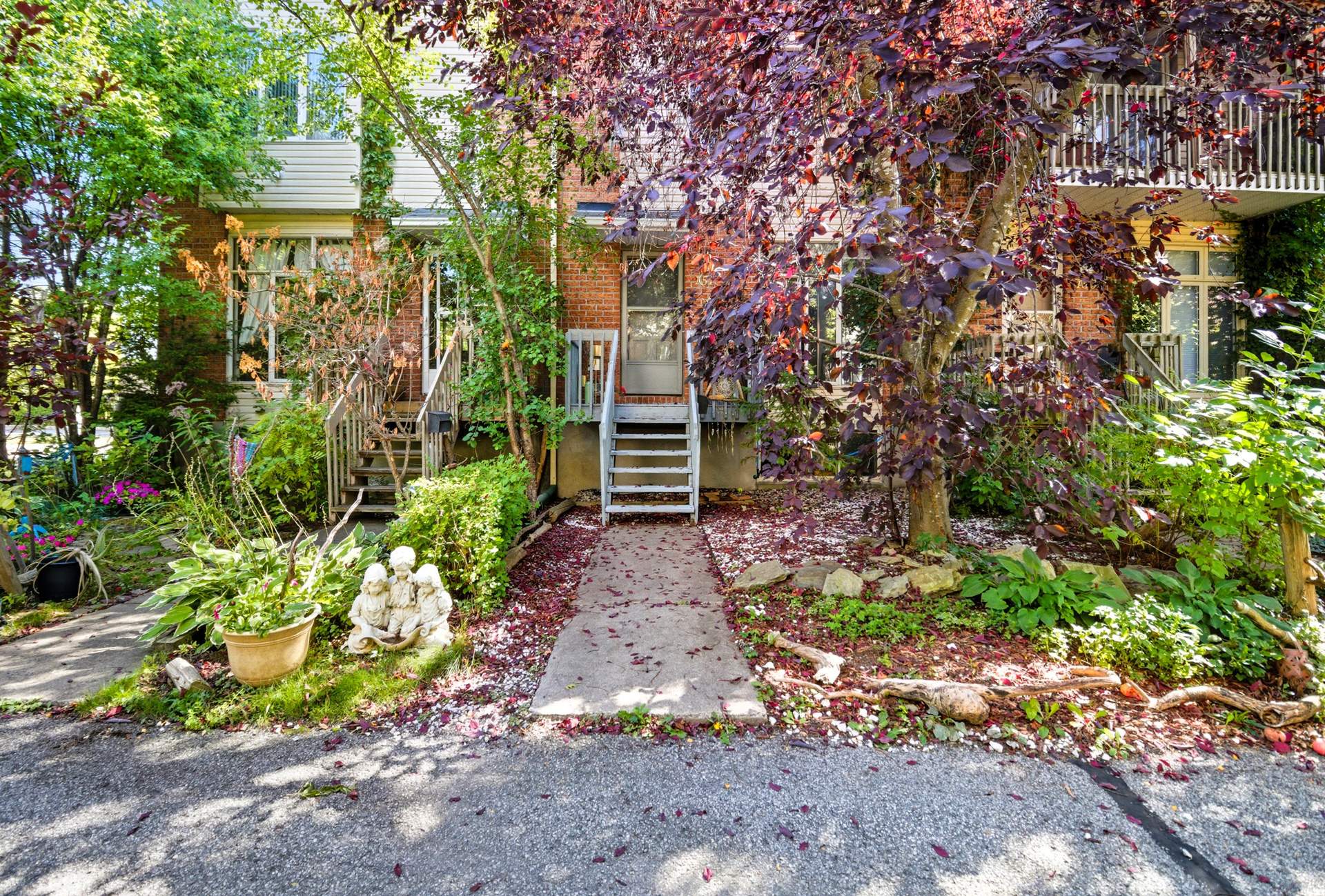 151 Rue Madaire 