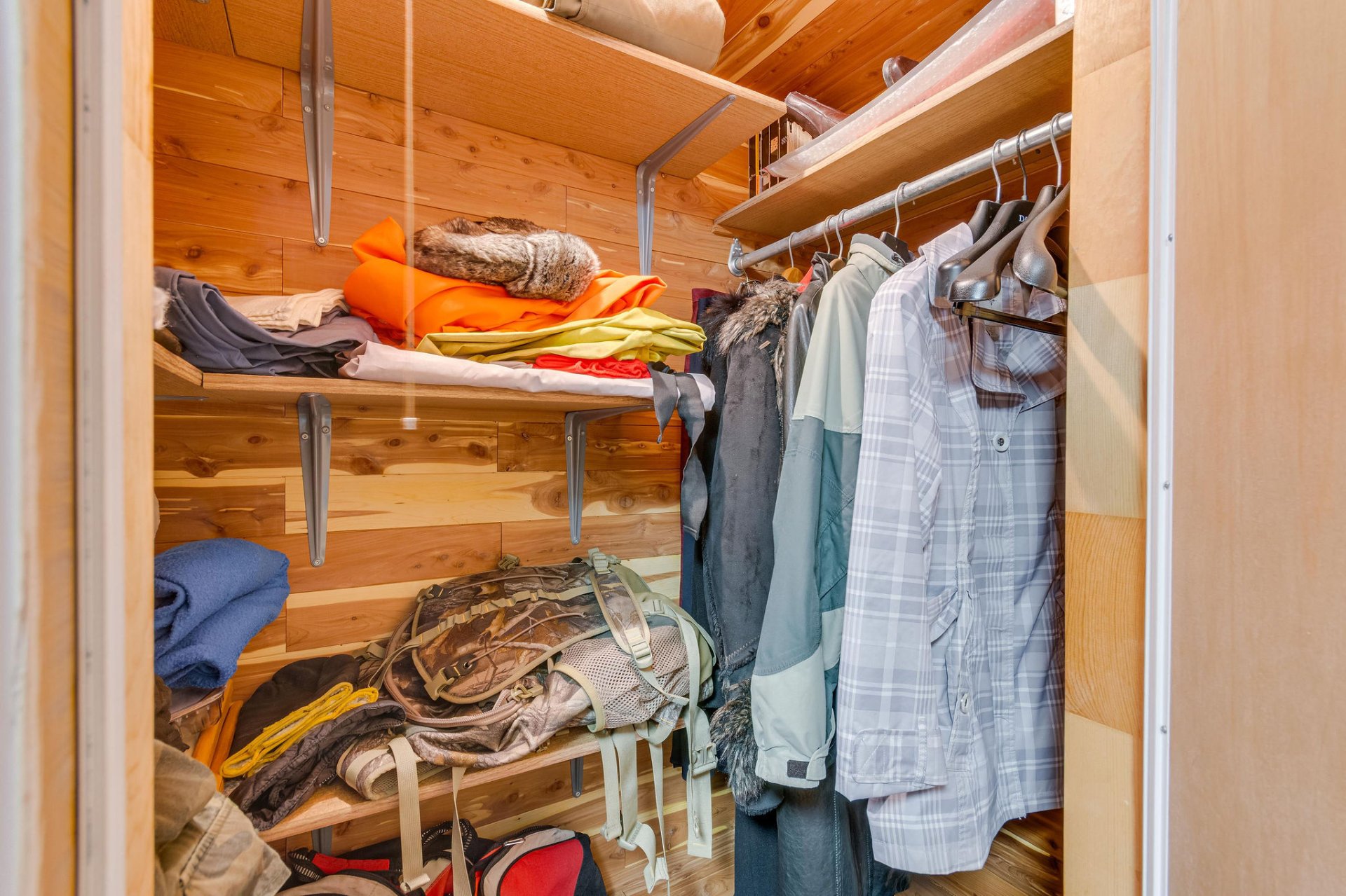 Autre - Garde-robe cèdre