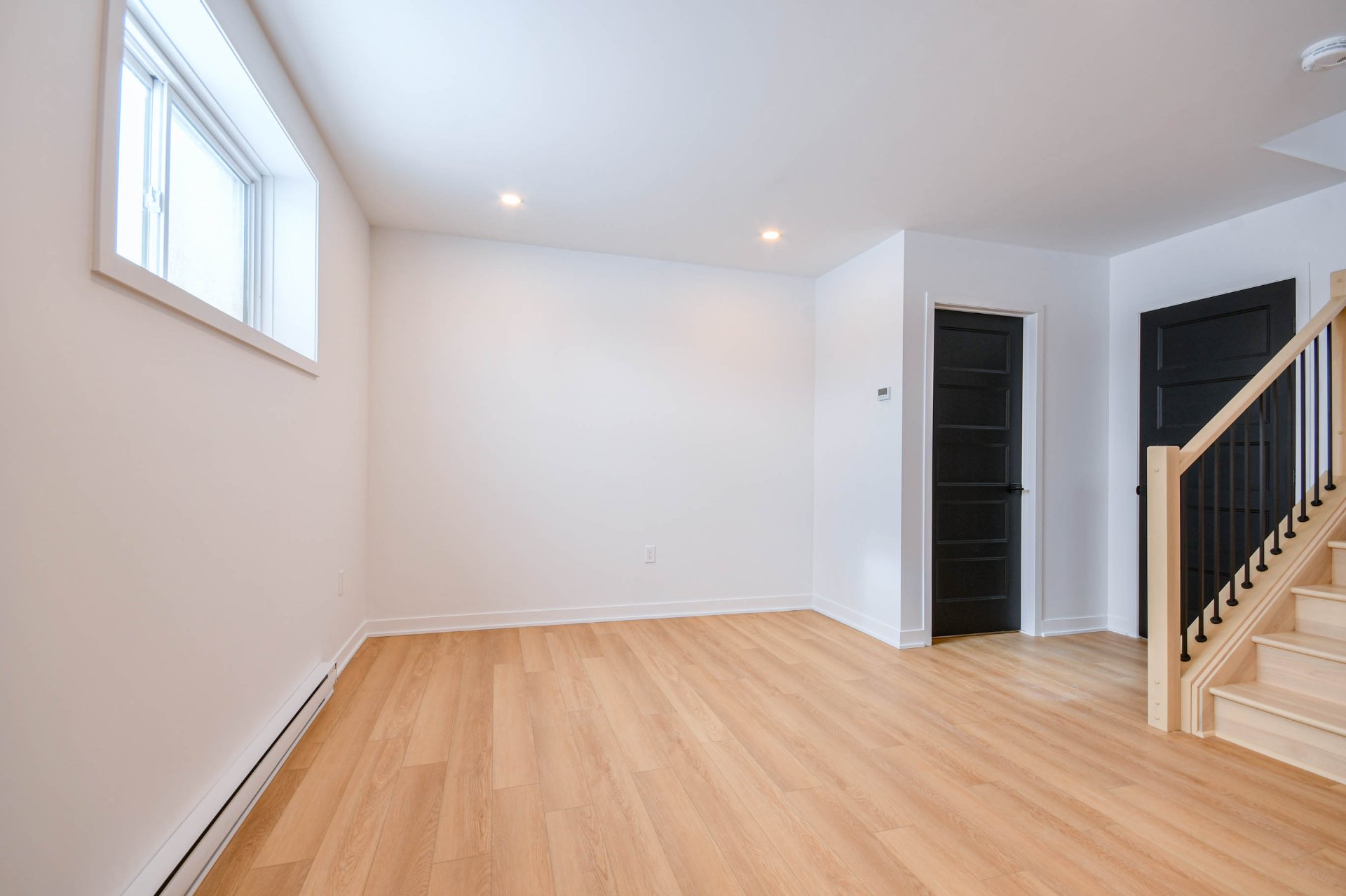 Salon - Logement au sous sol