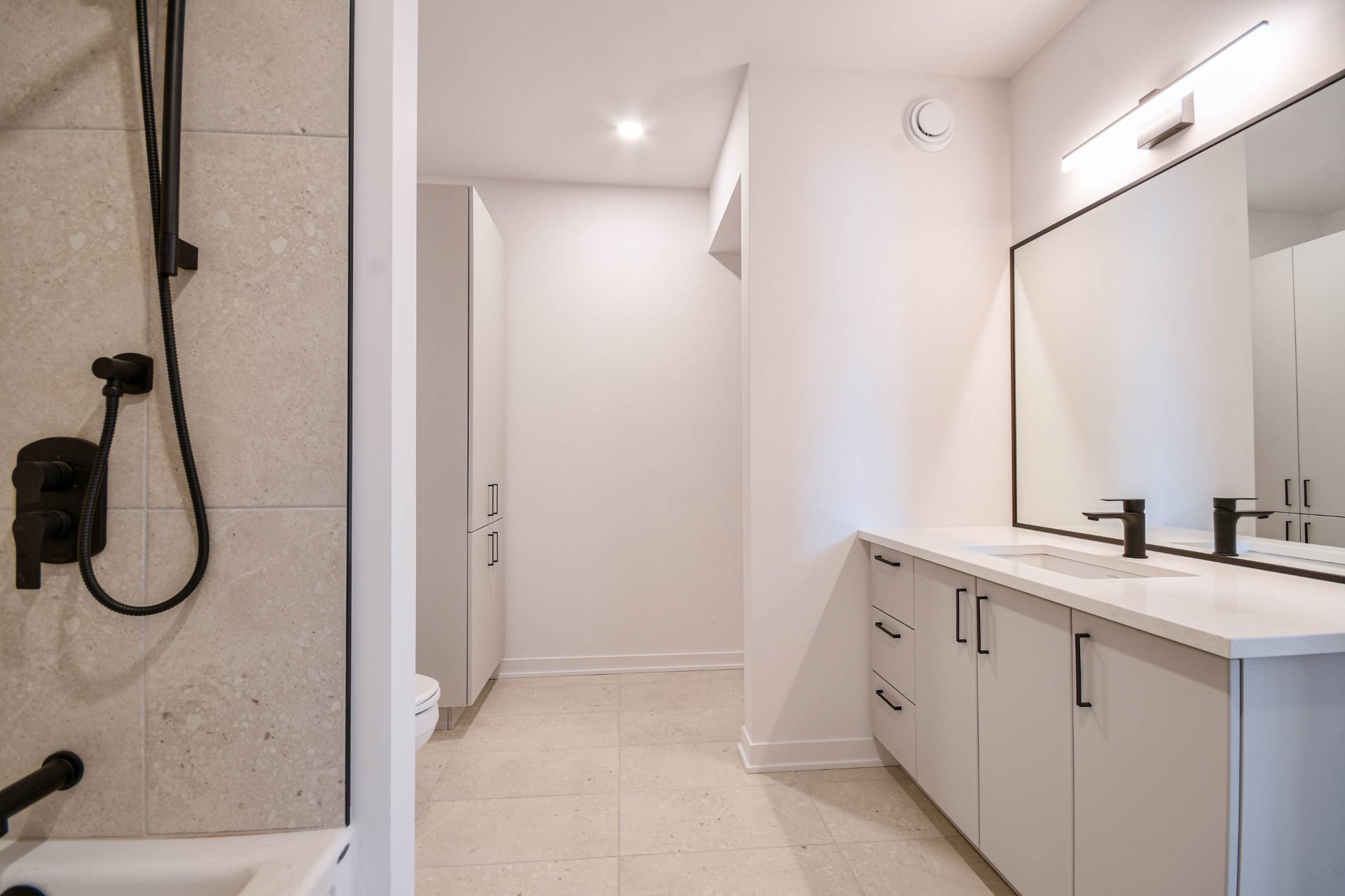 Salle de bains - Logement au sous sol