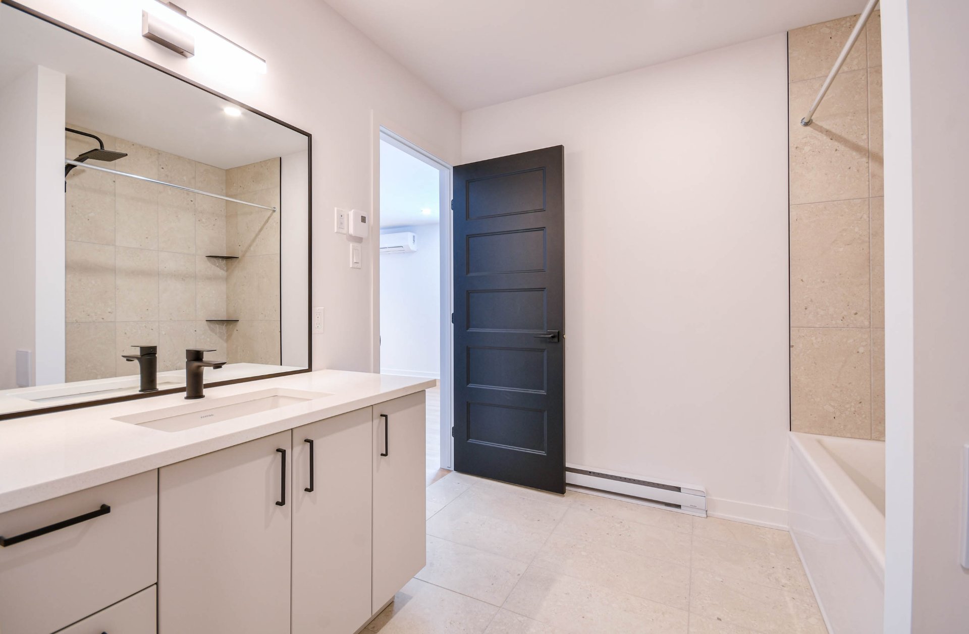 Salle de bains - Logement au sous sol