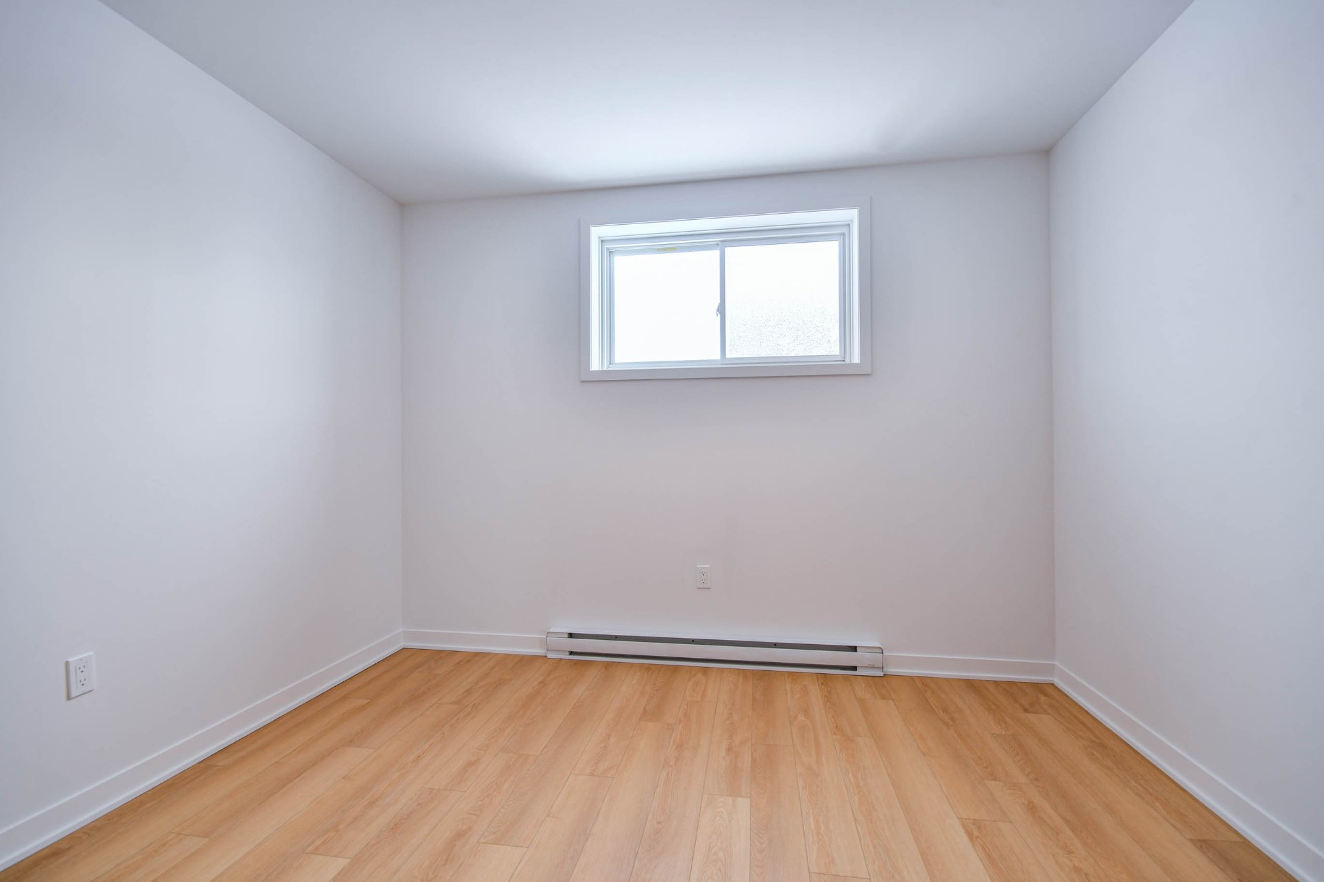 Chambre à coucher principale - Logement au sous sol