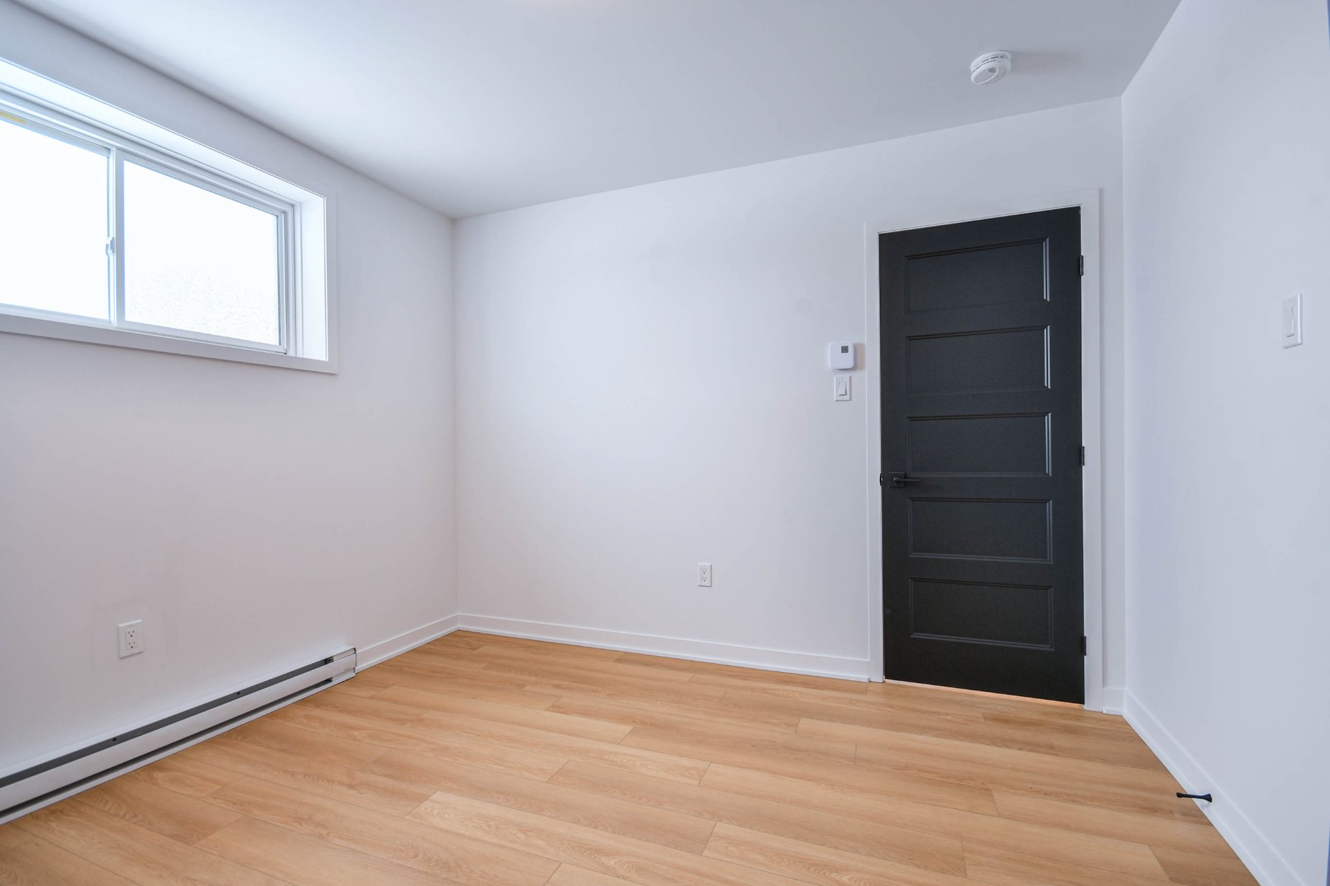 Chambre à coucher principale - Logement au sous sol