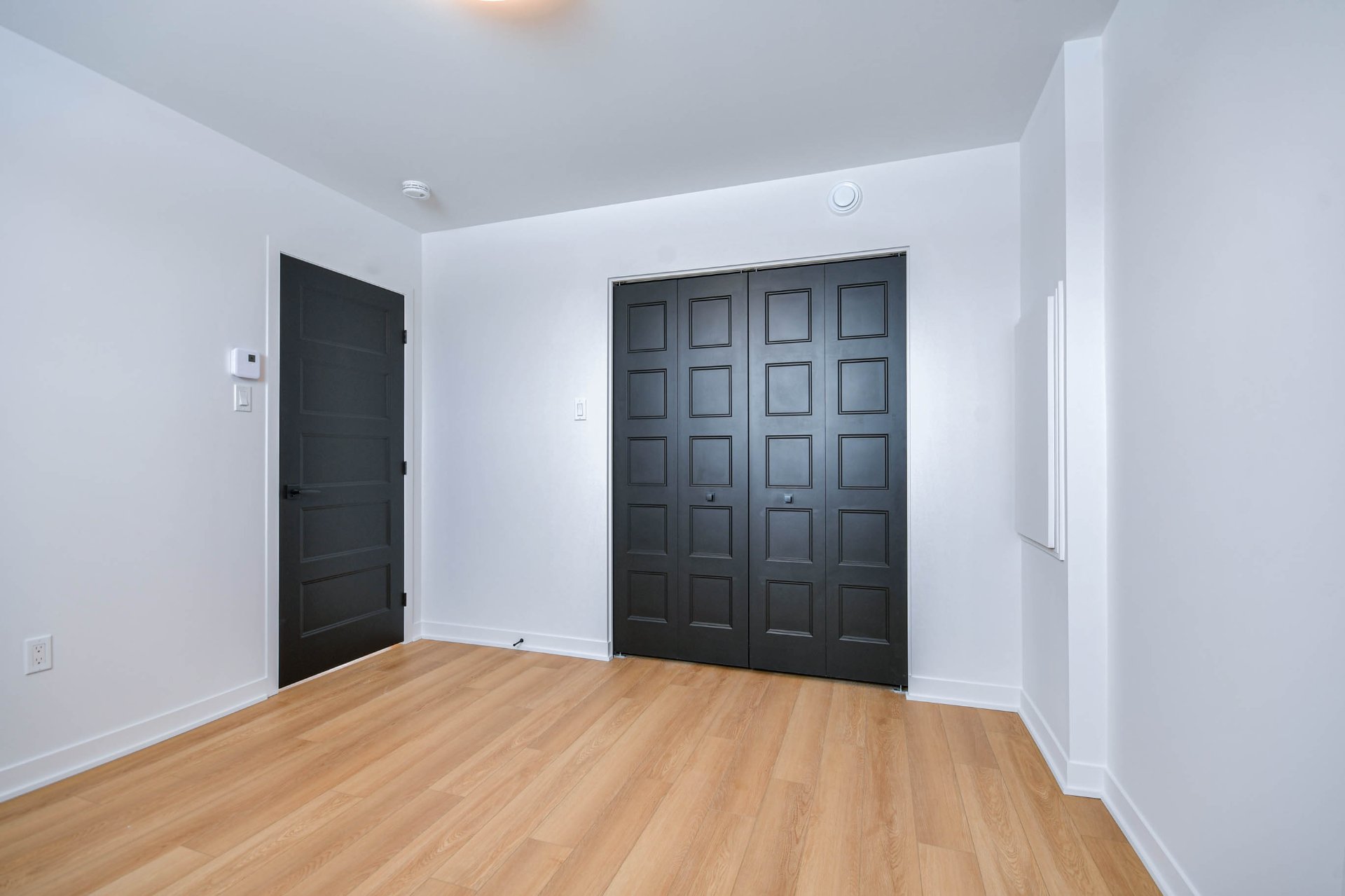 Chambre à coucher principale - Logement au sous sol