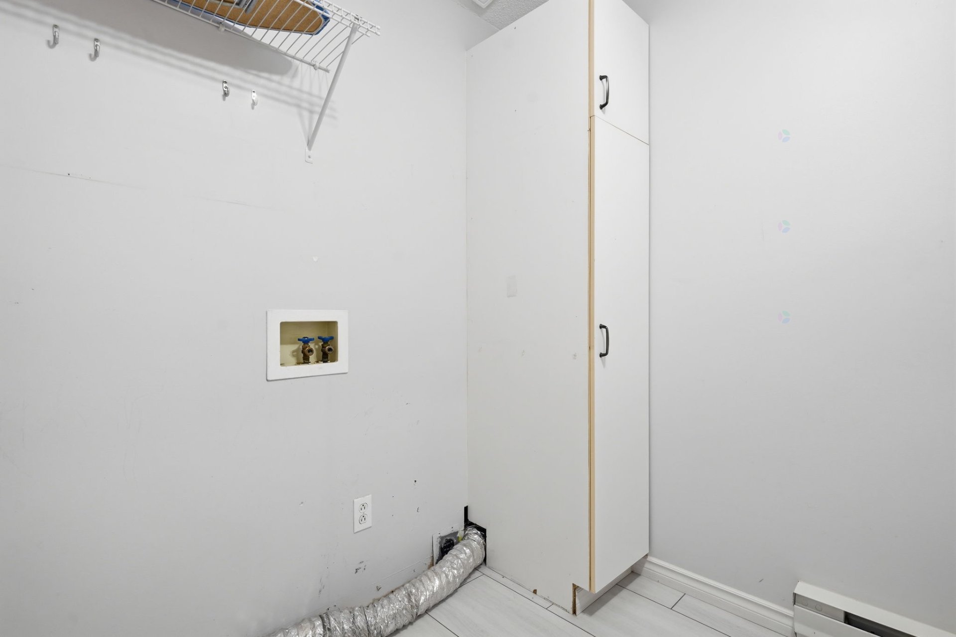 Powder room