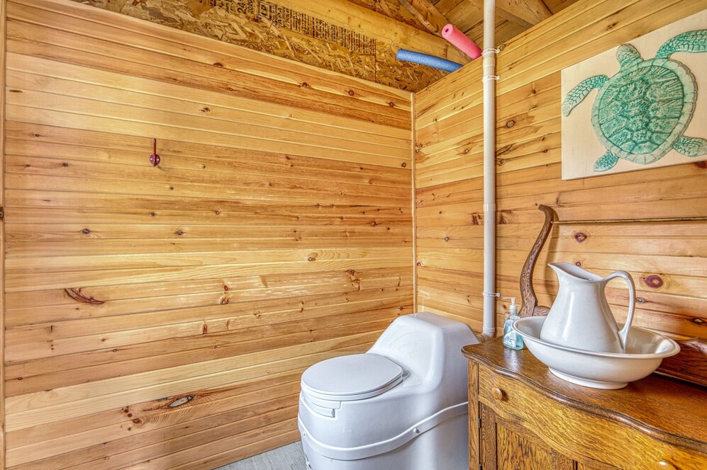 Powder room